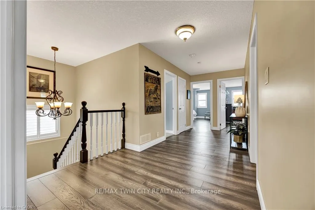 Photo 19 of 835 Brandenburg Boulevard, Waterloo — HOMEH