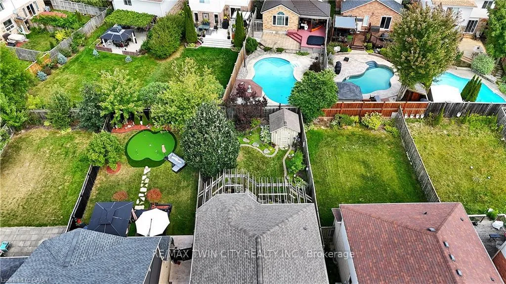 Photo 44 of 835 Brandenburg Boulevard, Waterloo — HOMEH