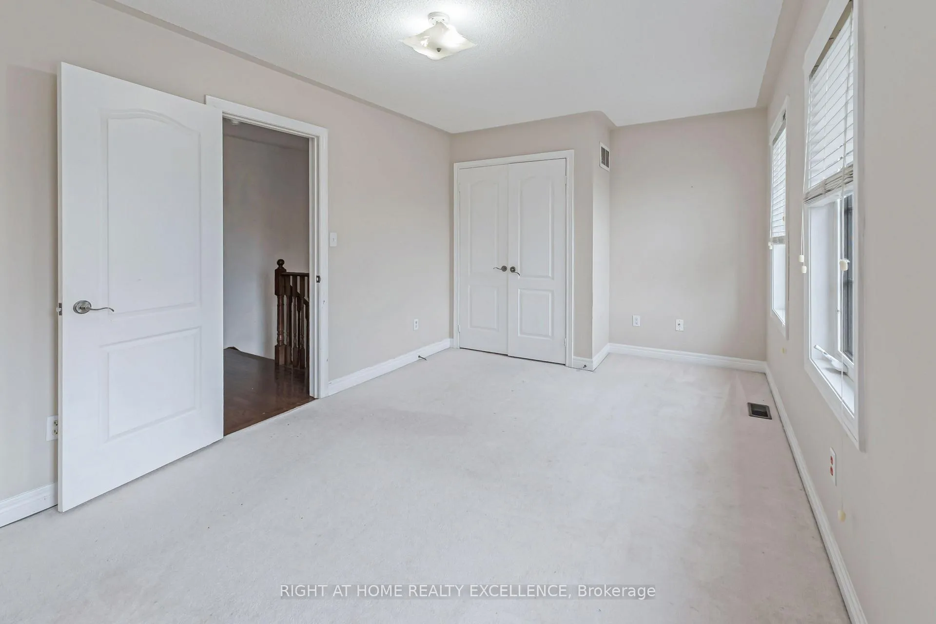 Photo 22 of 23 Quail Hollow, Markham, Cornell — HOMEH