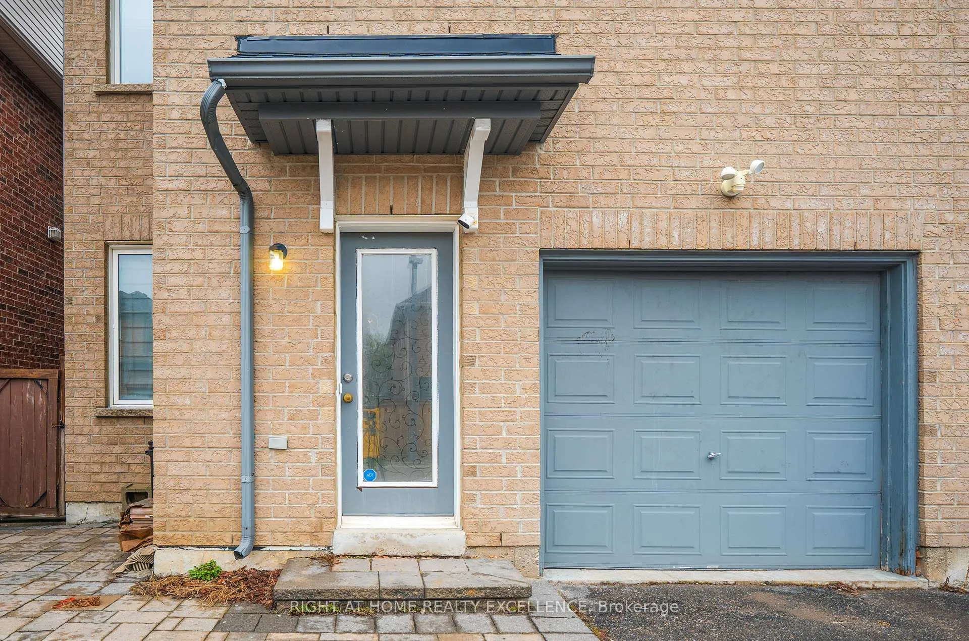 Photo 28 of 23 Quail Hollow, Markham, Cornell — HOMEH