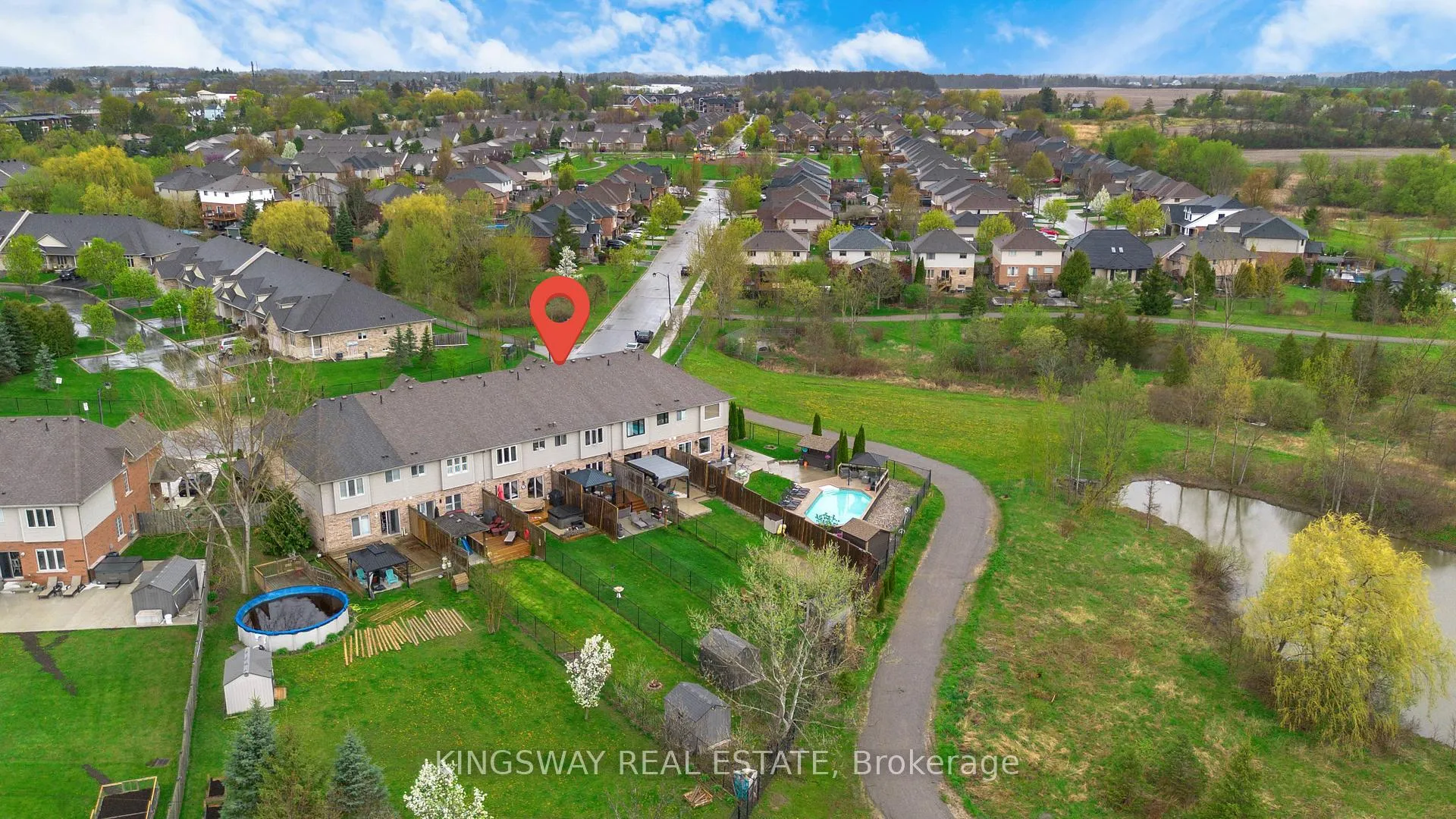 Photo 2 of 243 Southbrook Drive, Hamilton, Binbrook — HOMEH