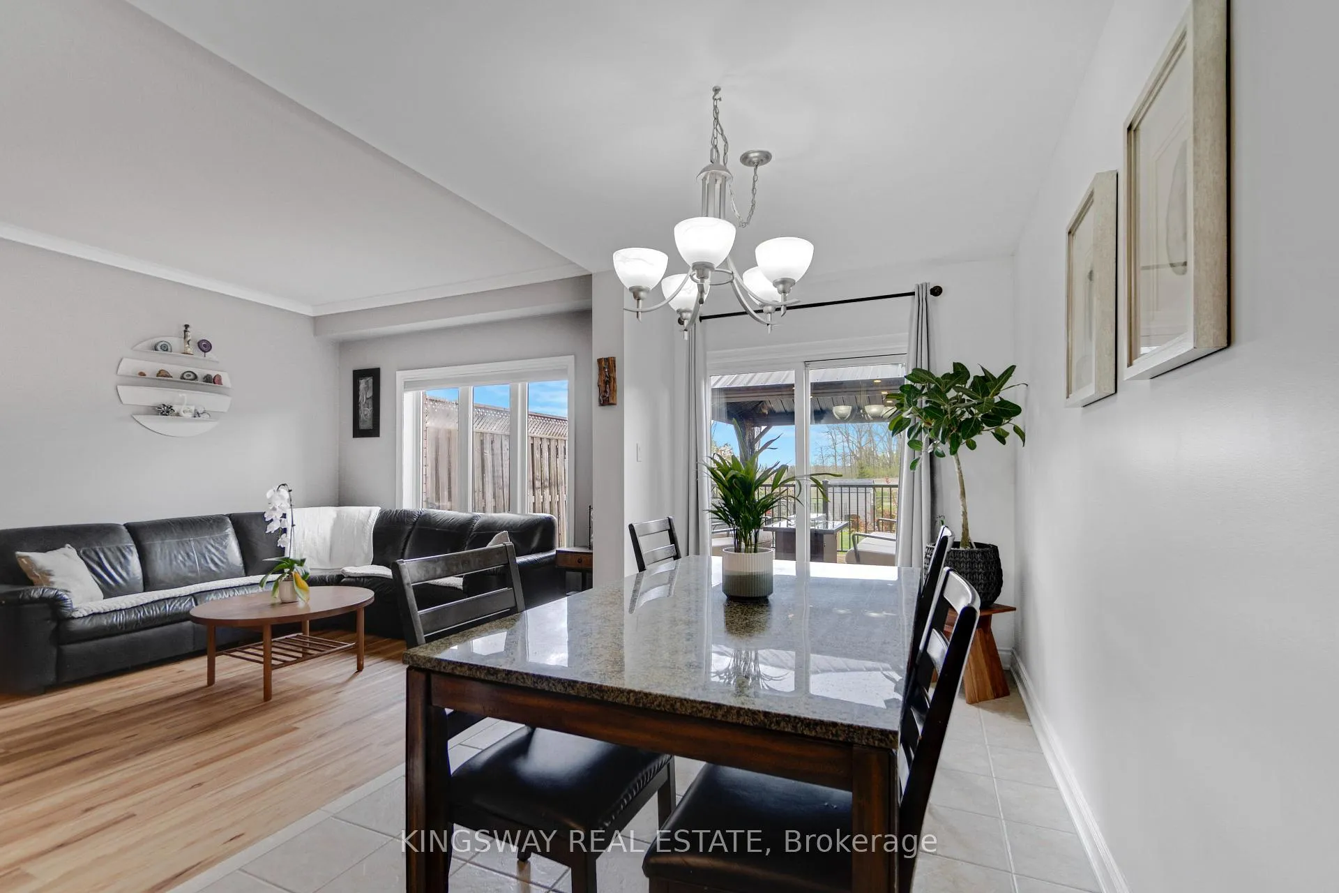 Photo 16 of 243 Southbrook Drive, Hamilton, Binbrook — HOMEH