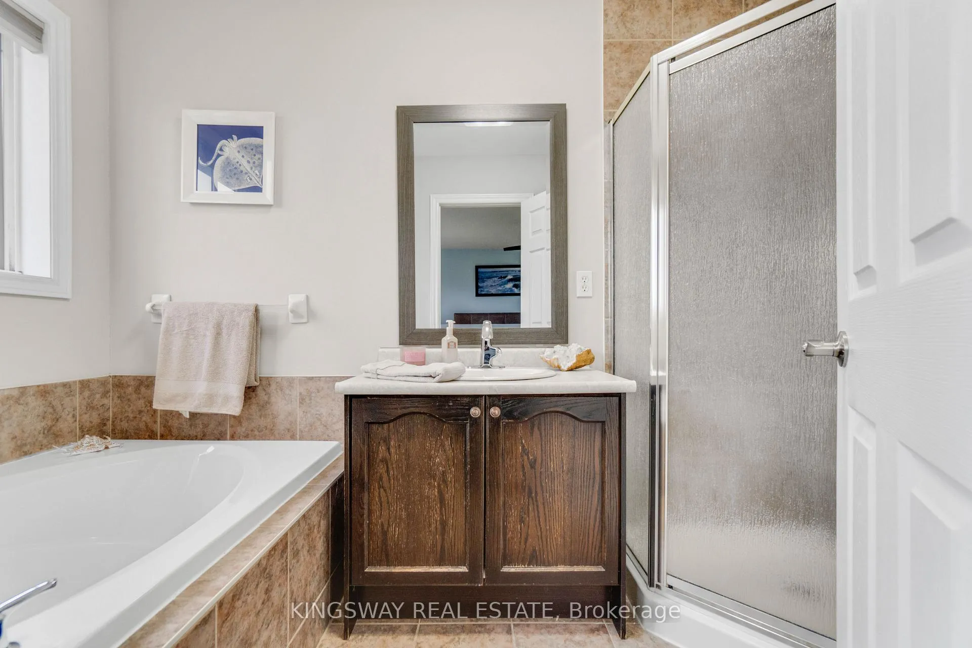 Photo 27 of 243 Southbrook Drive, Hamilton, Binbrook — HOMEH