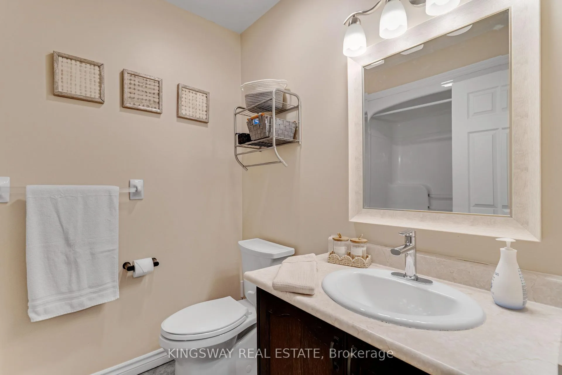 Photo 35 of 243 Southbrook Drive, Hamilton, Binbrook — HOMEH