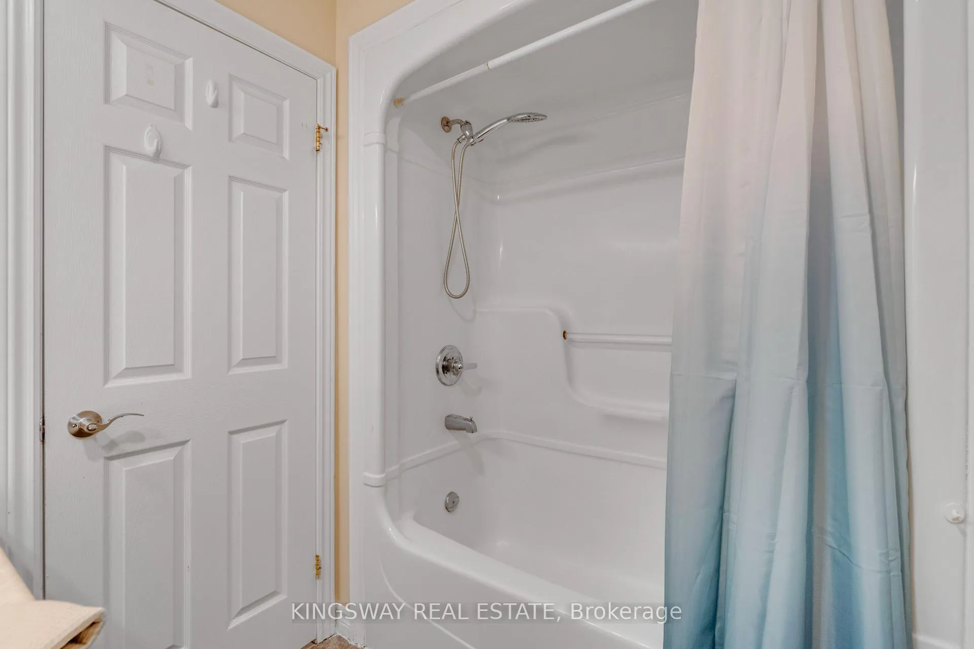 Photo 36 of 243 Southbrook Drive, Hamilton, Binbrook — HOMEH