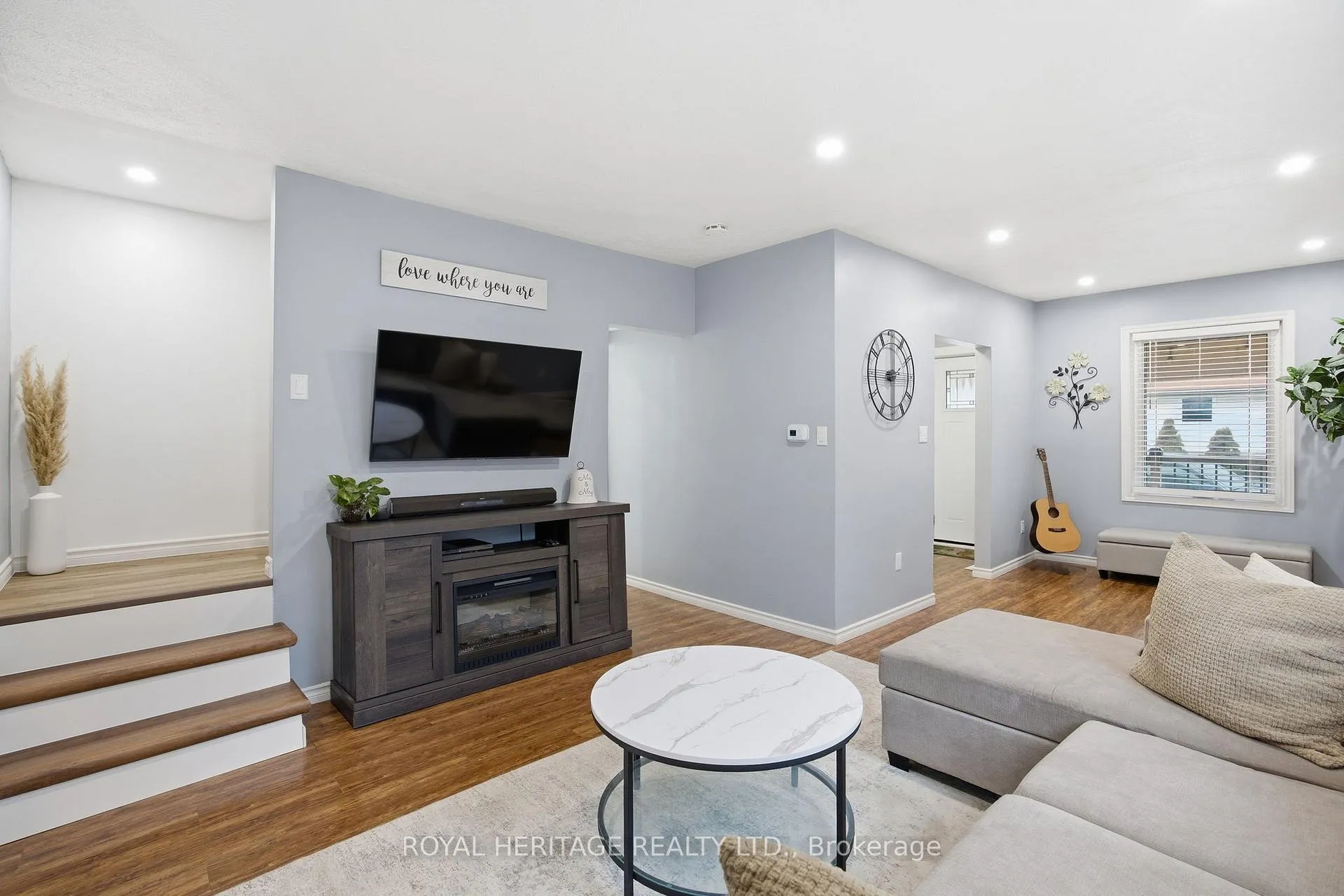 Photo 11 of 395 Edison Avenue, Peterborough, Otonabee Ward 1 — HOMEH