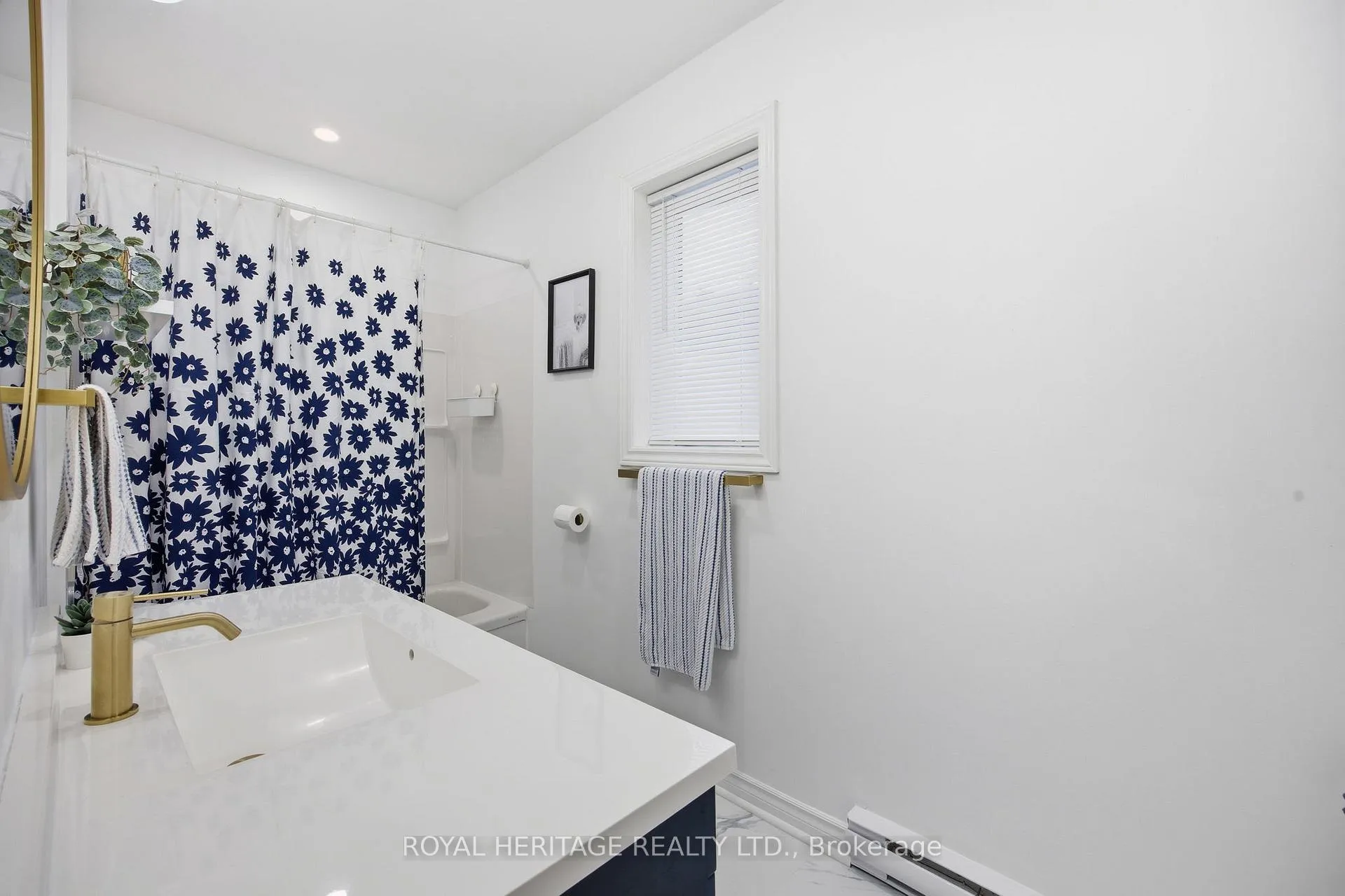Photo 21 of 395 Edison Avenue, Peterborough, Otonabee Ward 1 — HOMEH