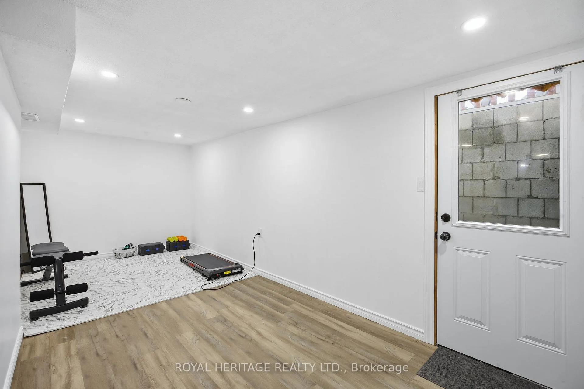 Photo 33 of 395 Edison Avenue, Peterborough, Otonabee Ward 1 — HOMEH