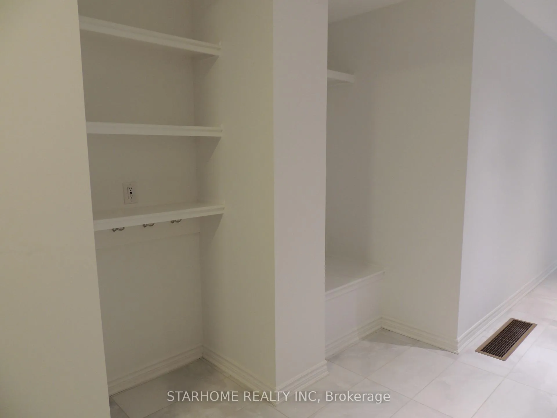 Photo 3 of 13 Avani Avenue, Markham, Rural Markham — HOMEH