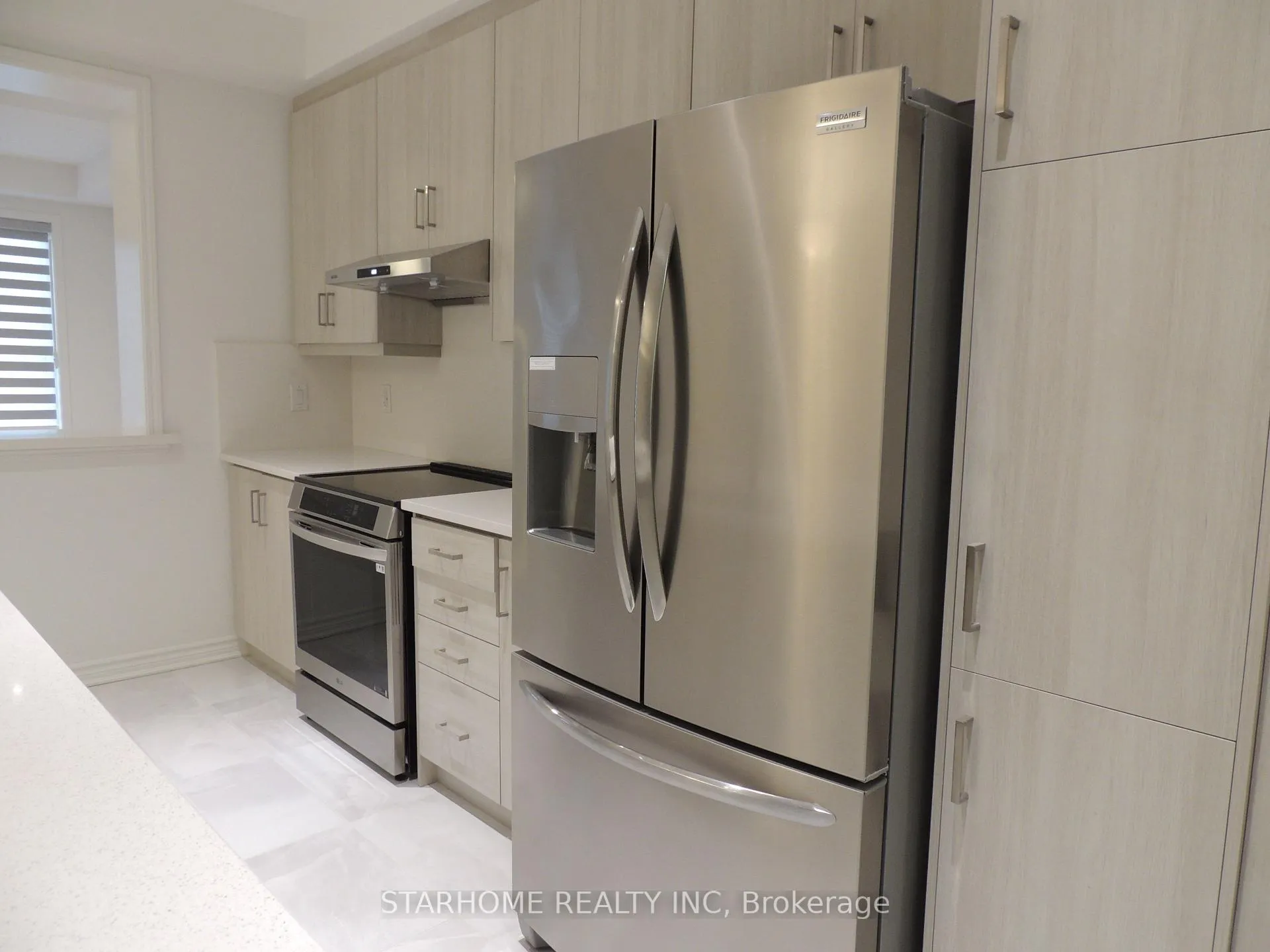 Photo 5 of 13 Avani Avenue, Markham, Rural Markham — HOMEH