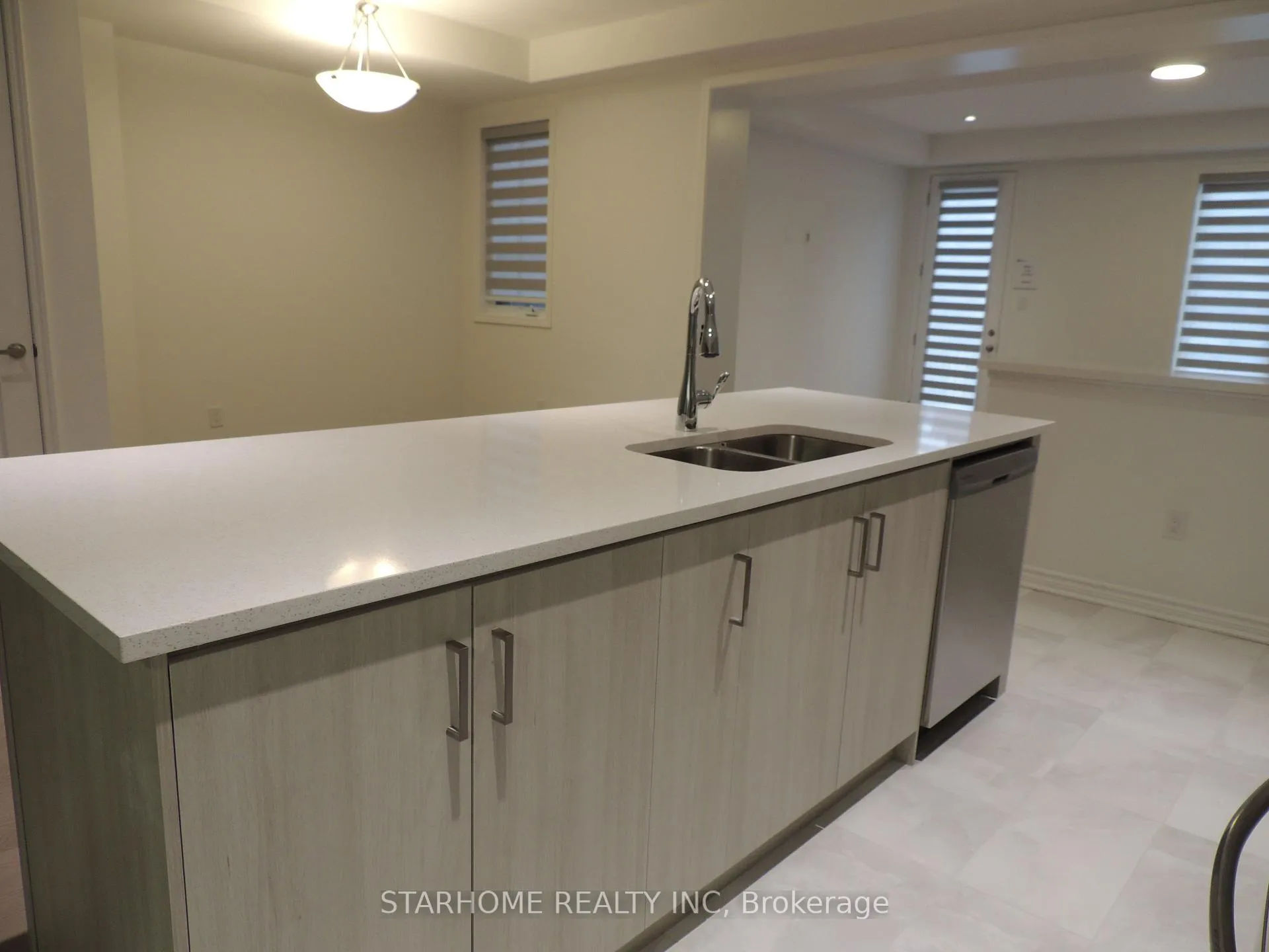 Photo 6 of 13 Avani Avenue, Markham, Rural Markham — HOMEH