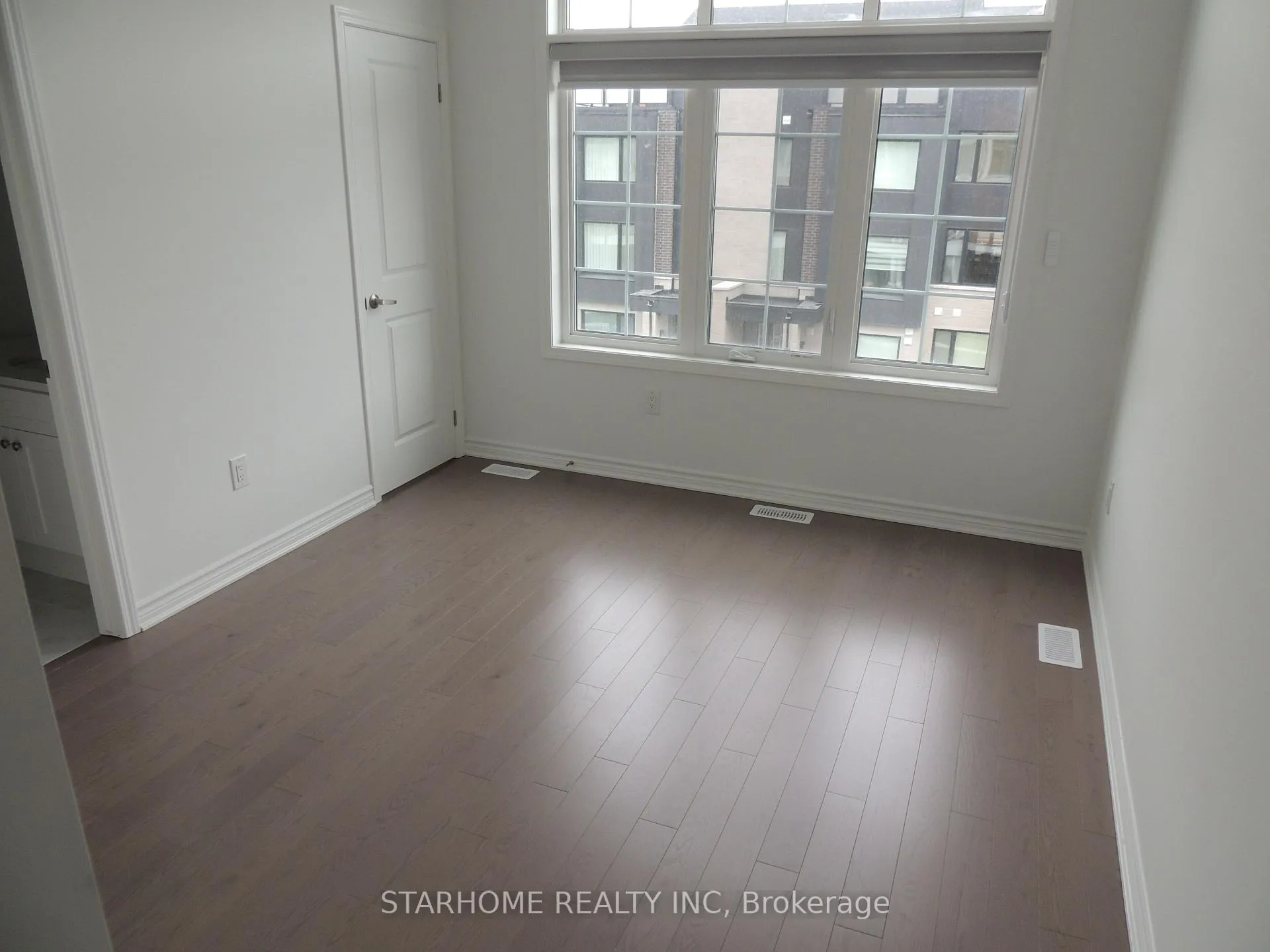 Photo 14 of 13 Avani Avenue, Markham, Rural Markham — HOMEH