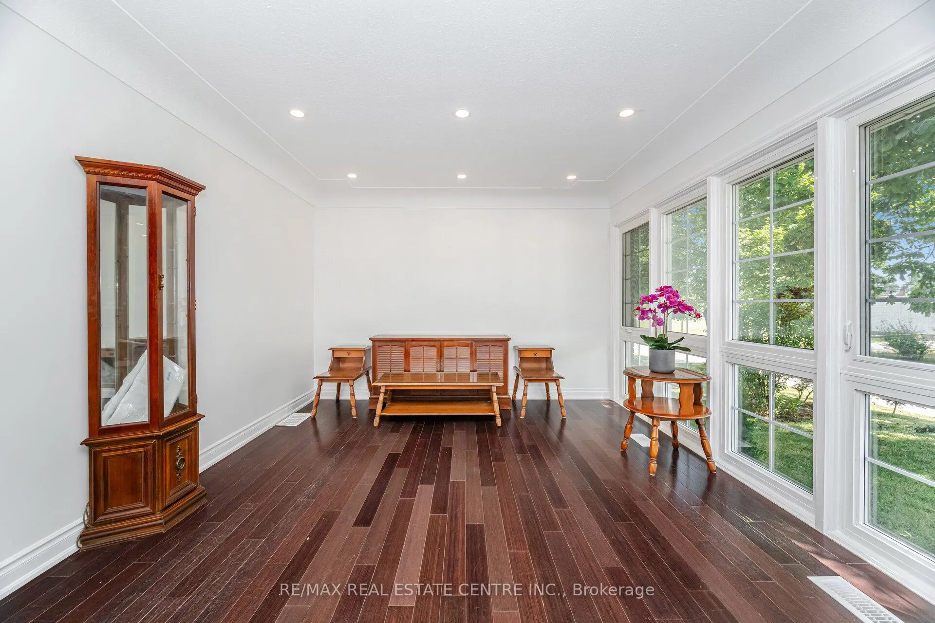 Photo 8 of 166 Terrace Drive, Hamilton, Balfour — HOMEH