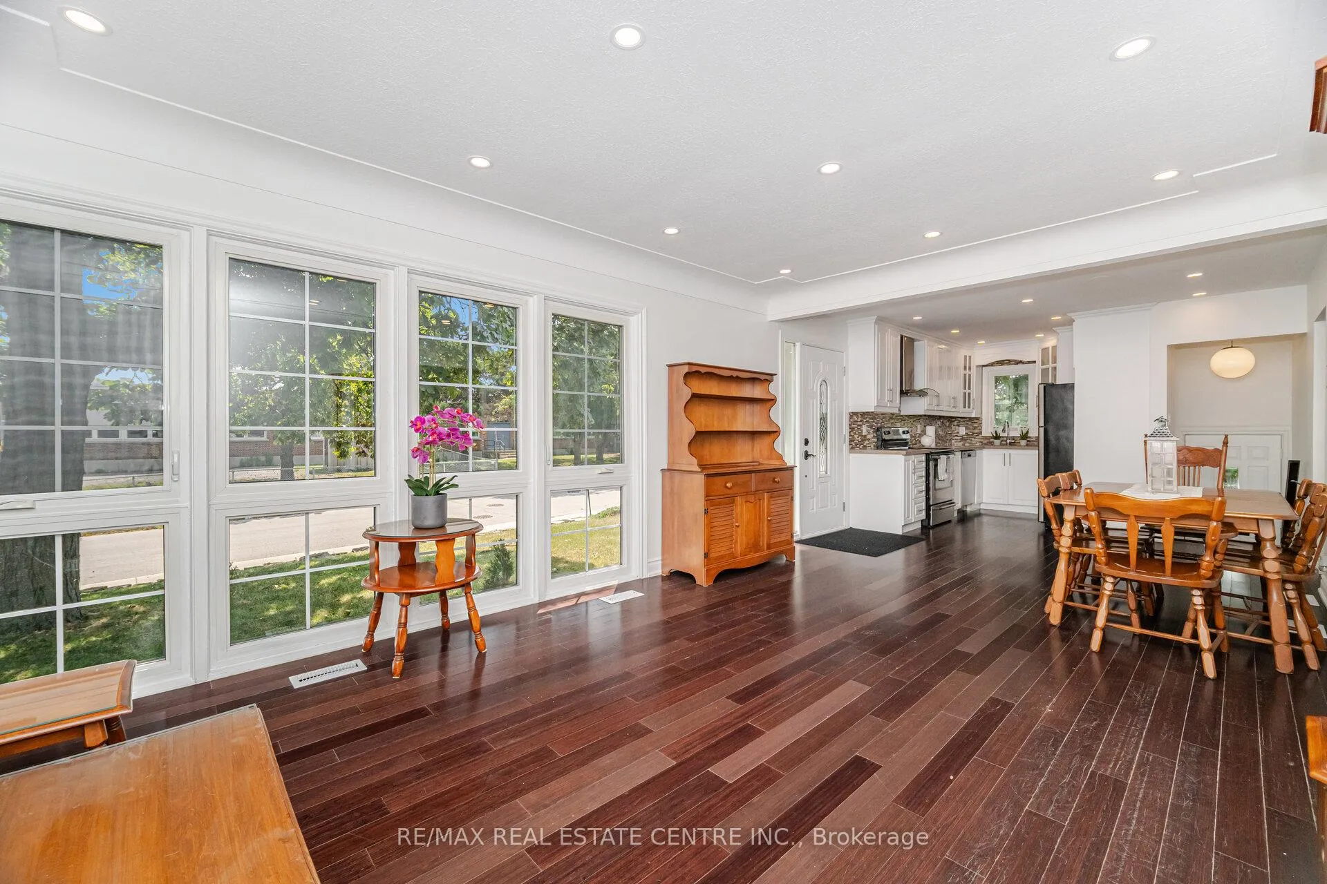 Photo 9 of 166 Terrace Drive, Hamilton, Balfour — HOMEH