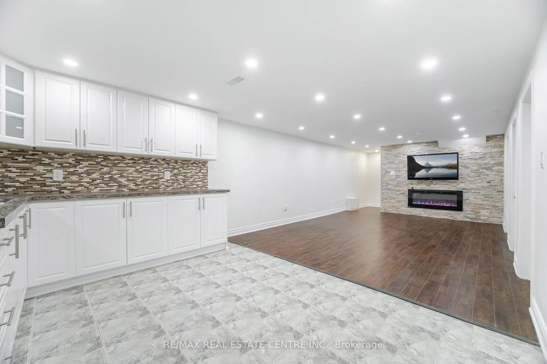 Photo 20 of 166 Terrace Drive, Hamilton, Balfour — HOMEH