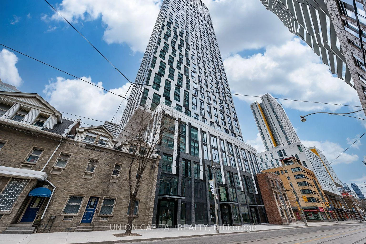 Photo of Unit 5511, 252 Church Street