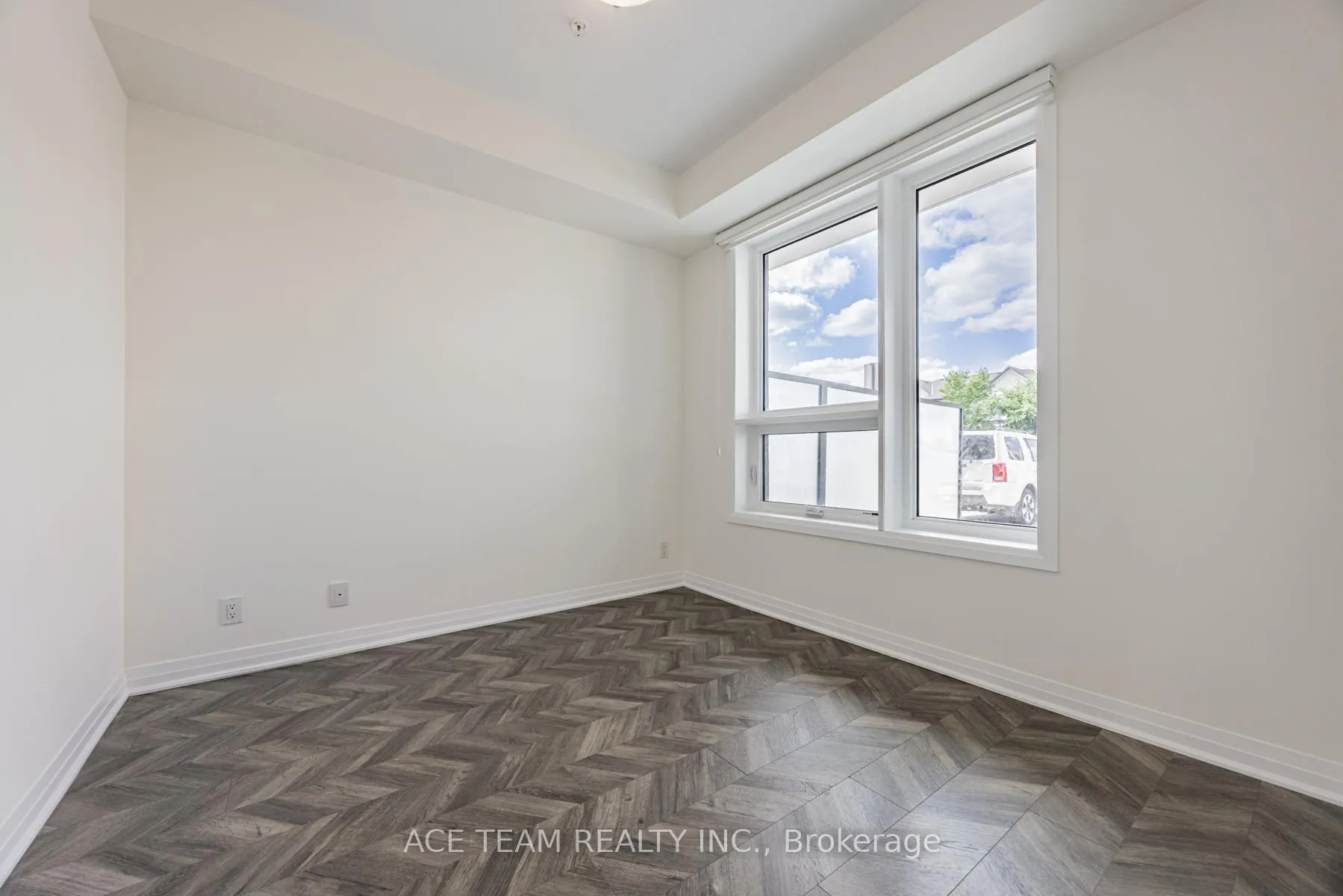 Photo 10 of Unit 133, 1105 Leger Way, Milton, Ford — HOMEH