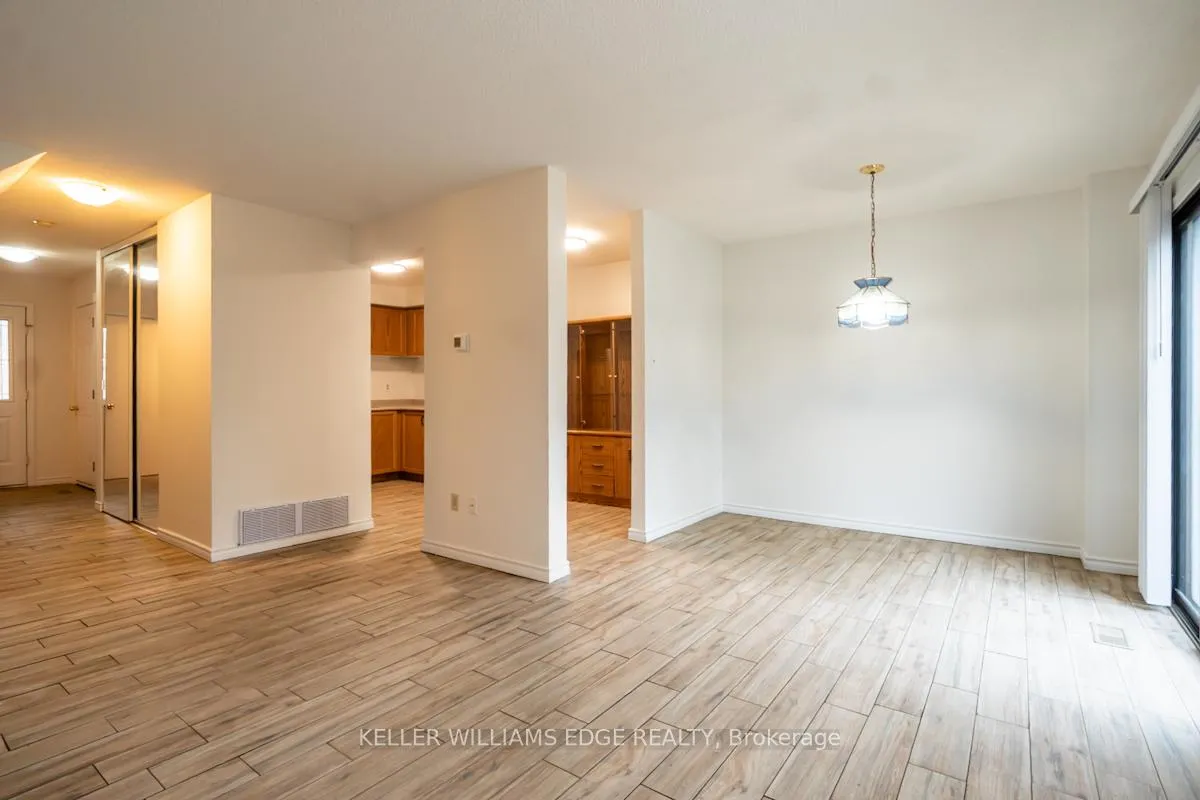 Photo 7 of Unit 93, 680 Regency Court, Burlington, Roseland — HOMEH