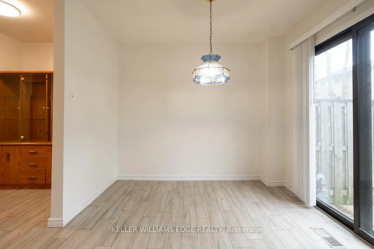 Photo 8 of Unit 93, 680 Regency Court, Burlington, Roseland — HOMEH
