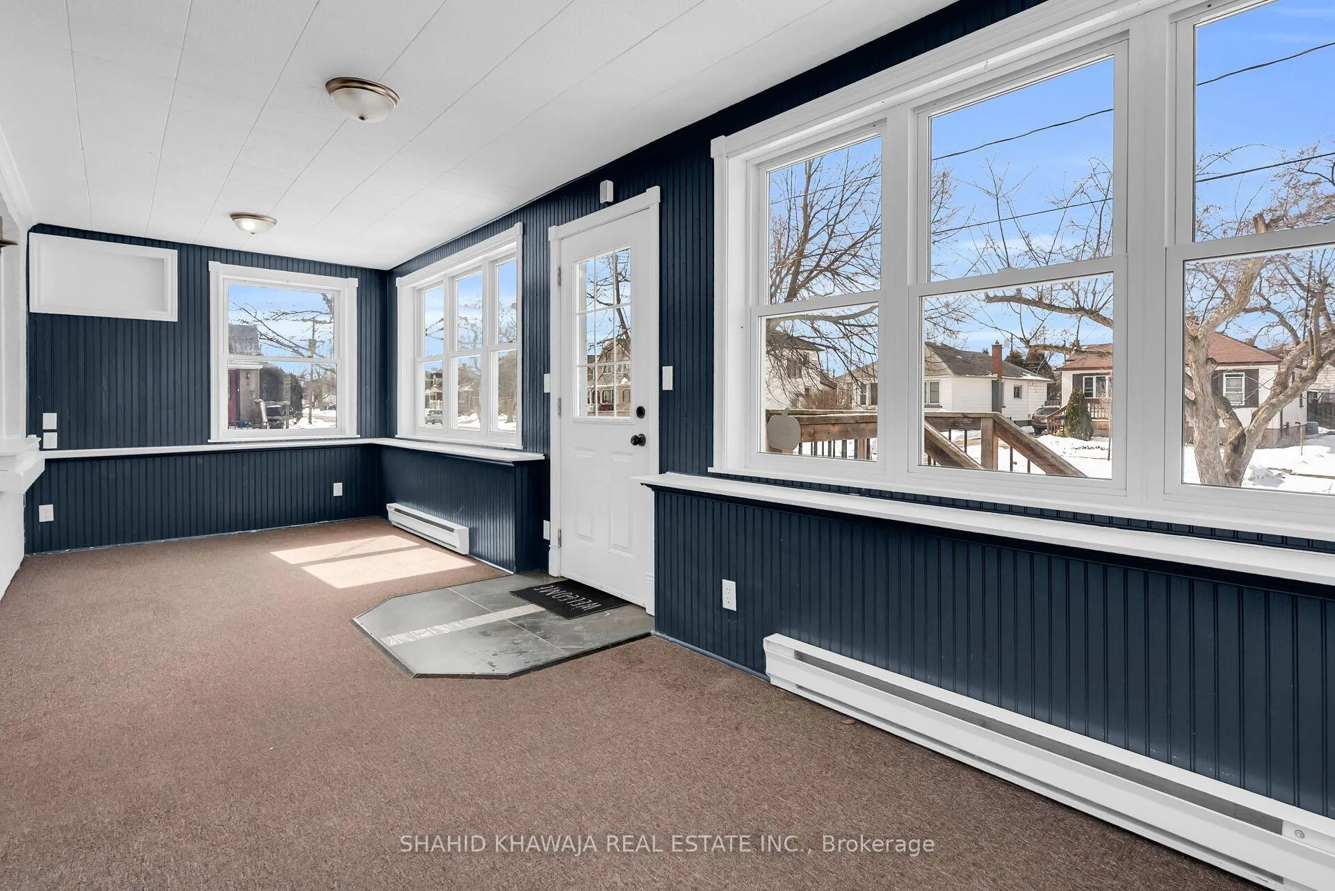 Photo 2 of 22 Lyons Avenue, Welland, Lincoln/Crowland — HOMEH
