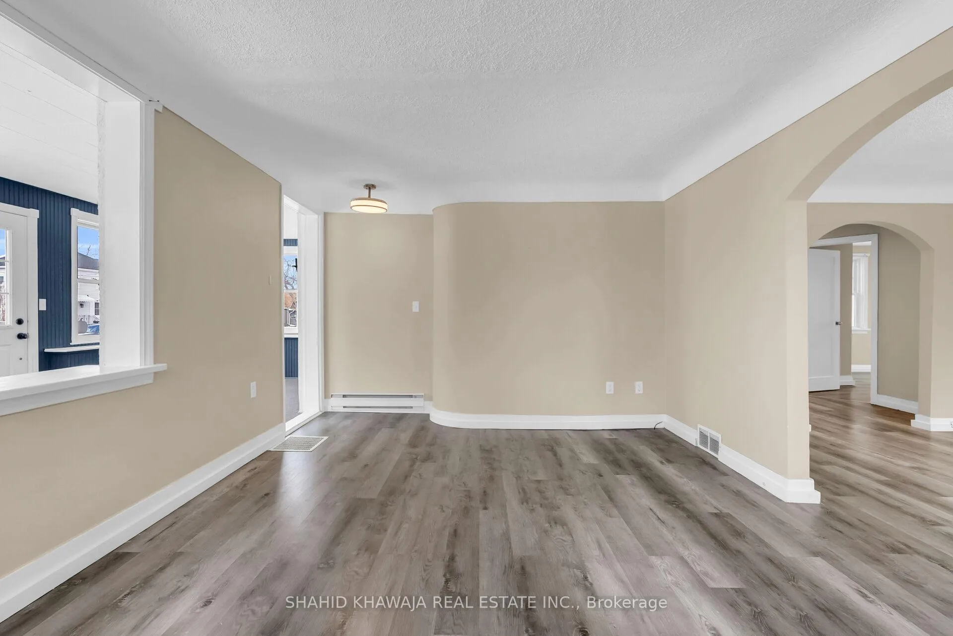 Photo 4 of 22 Lyons Avenue, Welland, Lincoln/Crowland — HOMEH