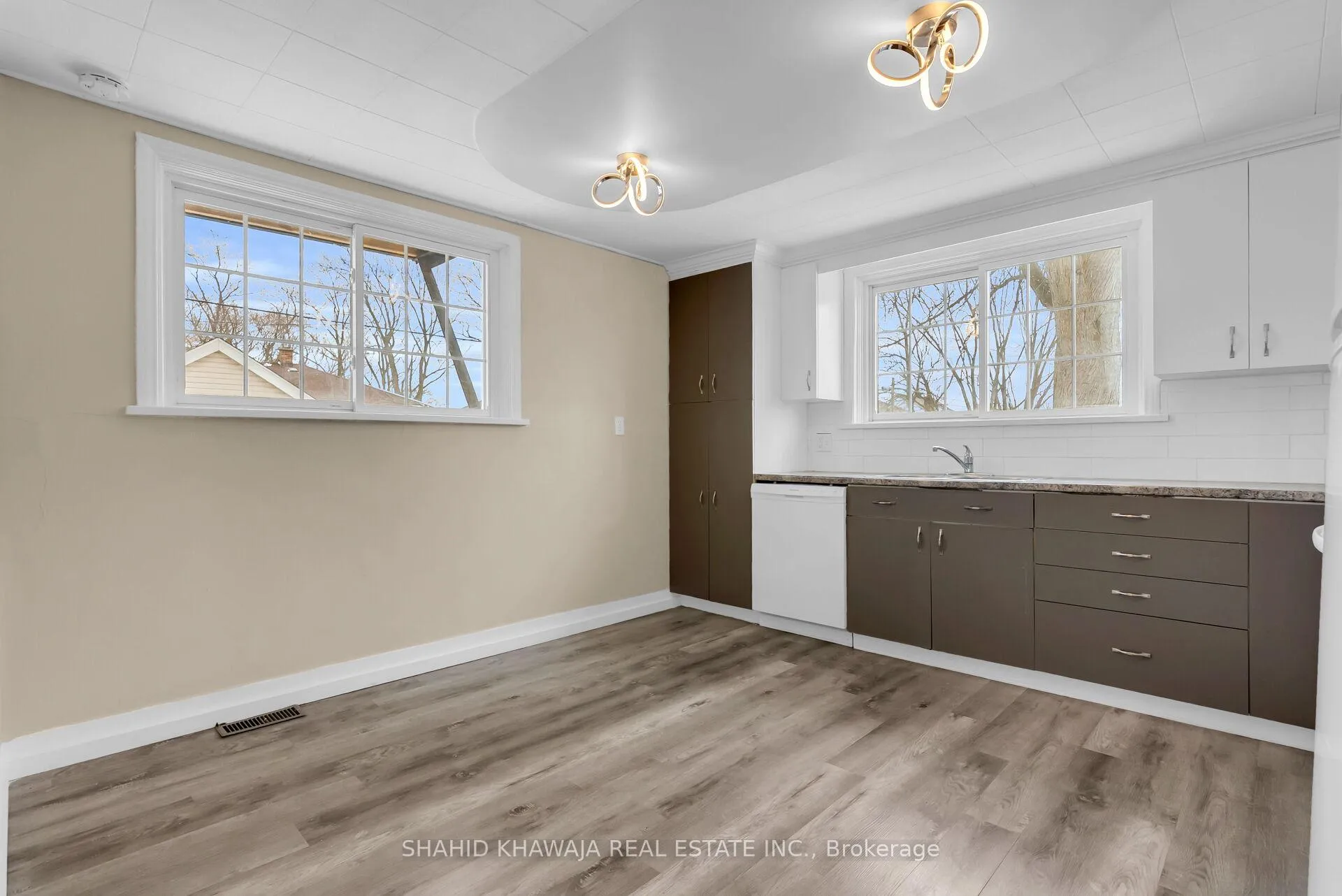 Photo 9 of 22 Lyons Avenue, Welland, Lincoln/Crowland — HOMEH
