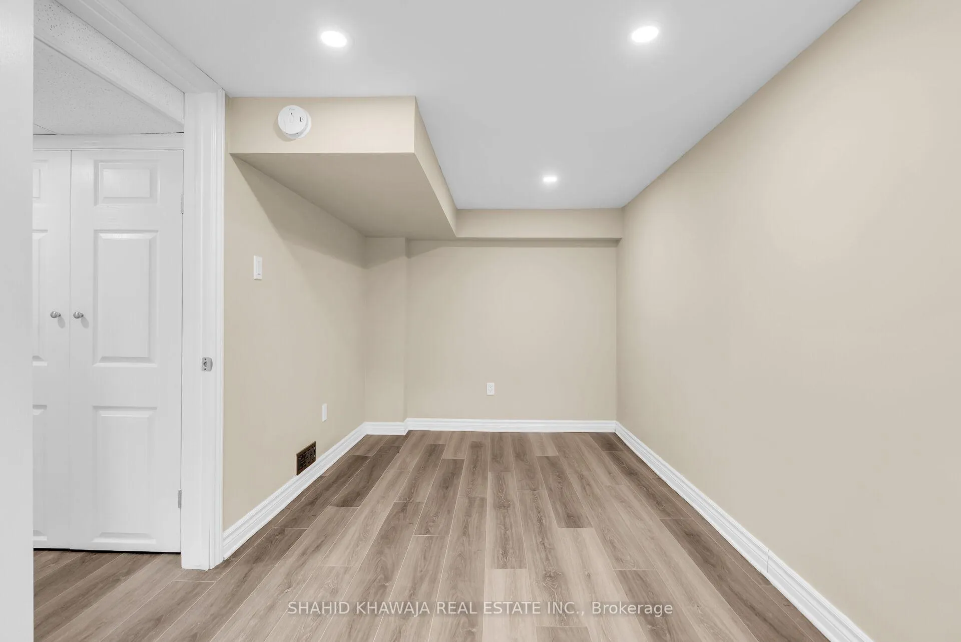 Photo 22 of 22 Lyons Avenue, Welland, Lincoln/Crowland — HOMEH