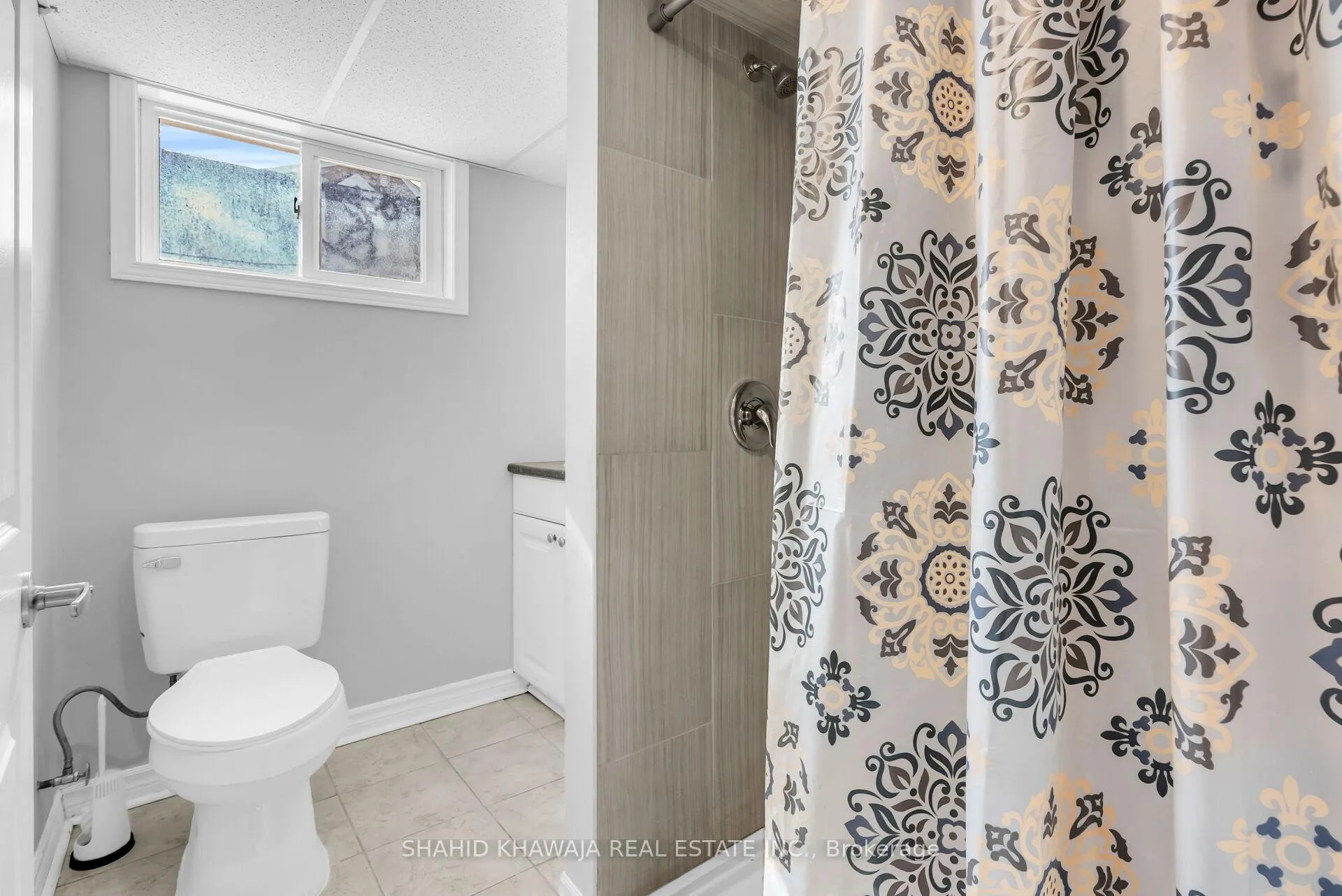 Photo 26 of 22 Lyons Avenue, Welland, Lincoln/Crowland — HOMEH