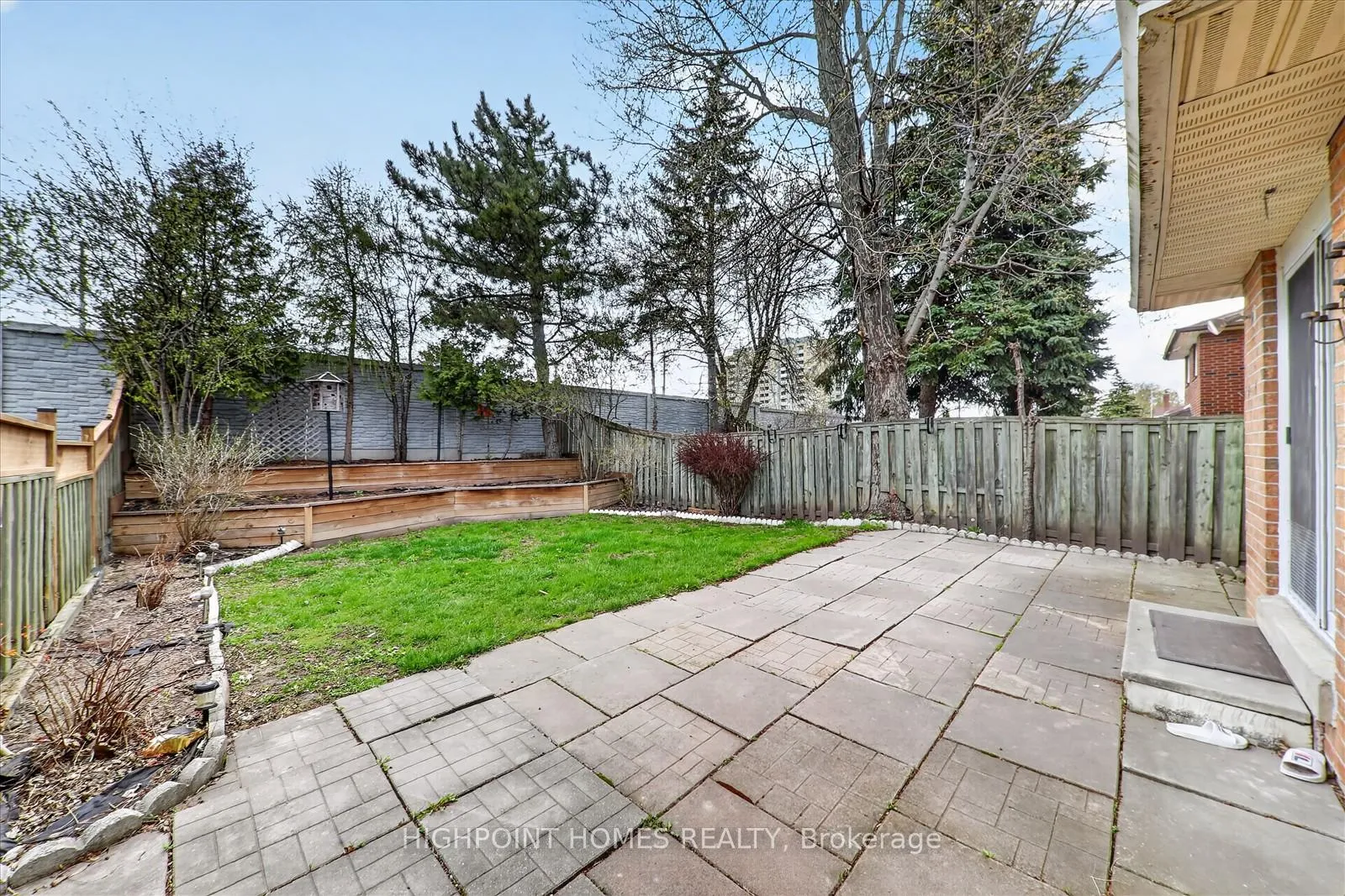 Photo 32 of 16 Fearn Crescent, Ajax, Central West — HOMEH