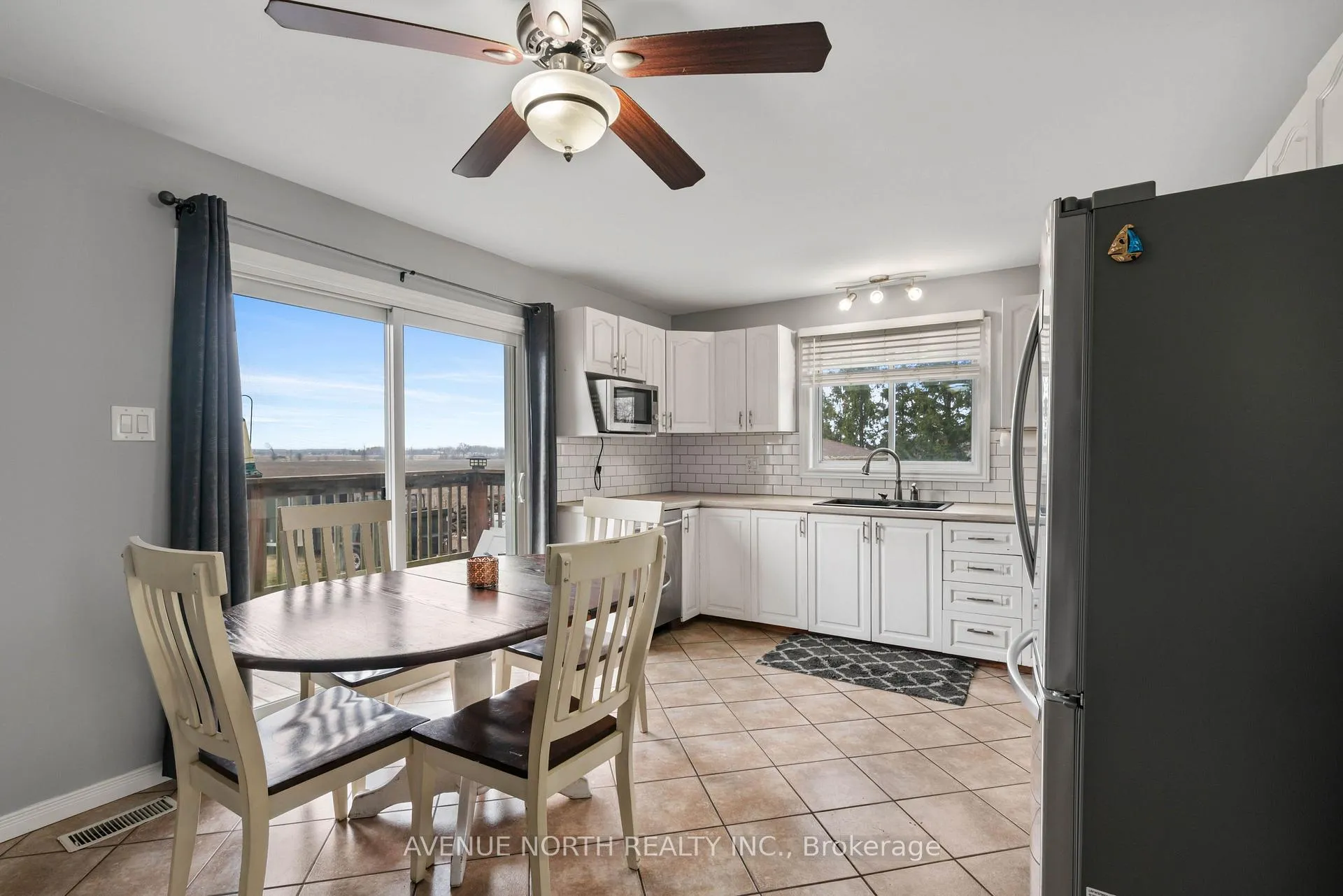 Photo 8 of 12472 Nesbitt Road, North Dundas, North Dundas (Winchester) Twp — HOMEH