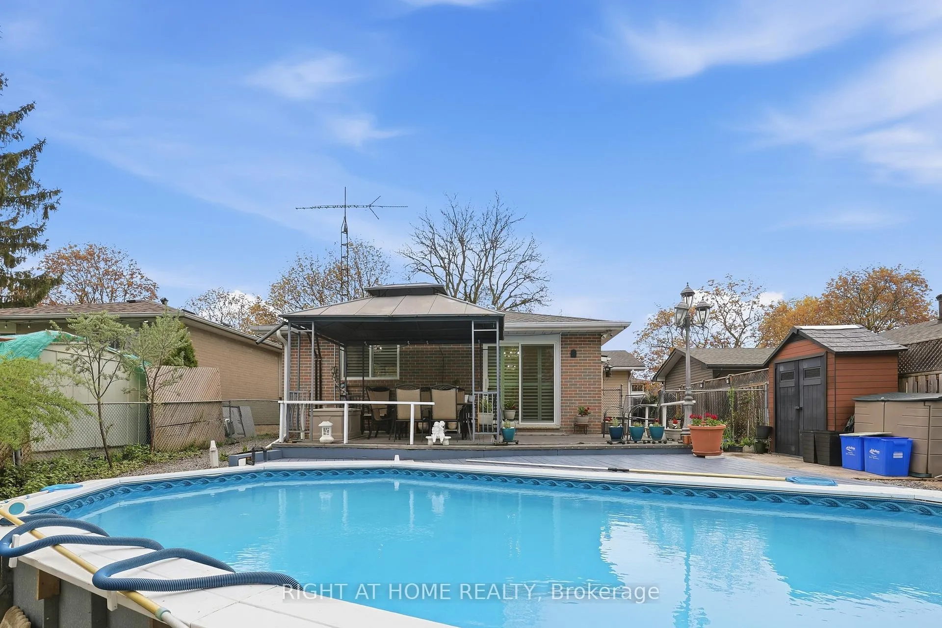 Photo 38 of 1467 Dewbourne Crescent, Burlington, Palmer — HOMEH