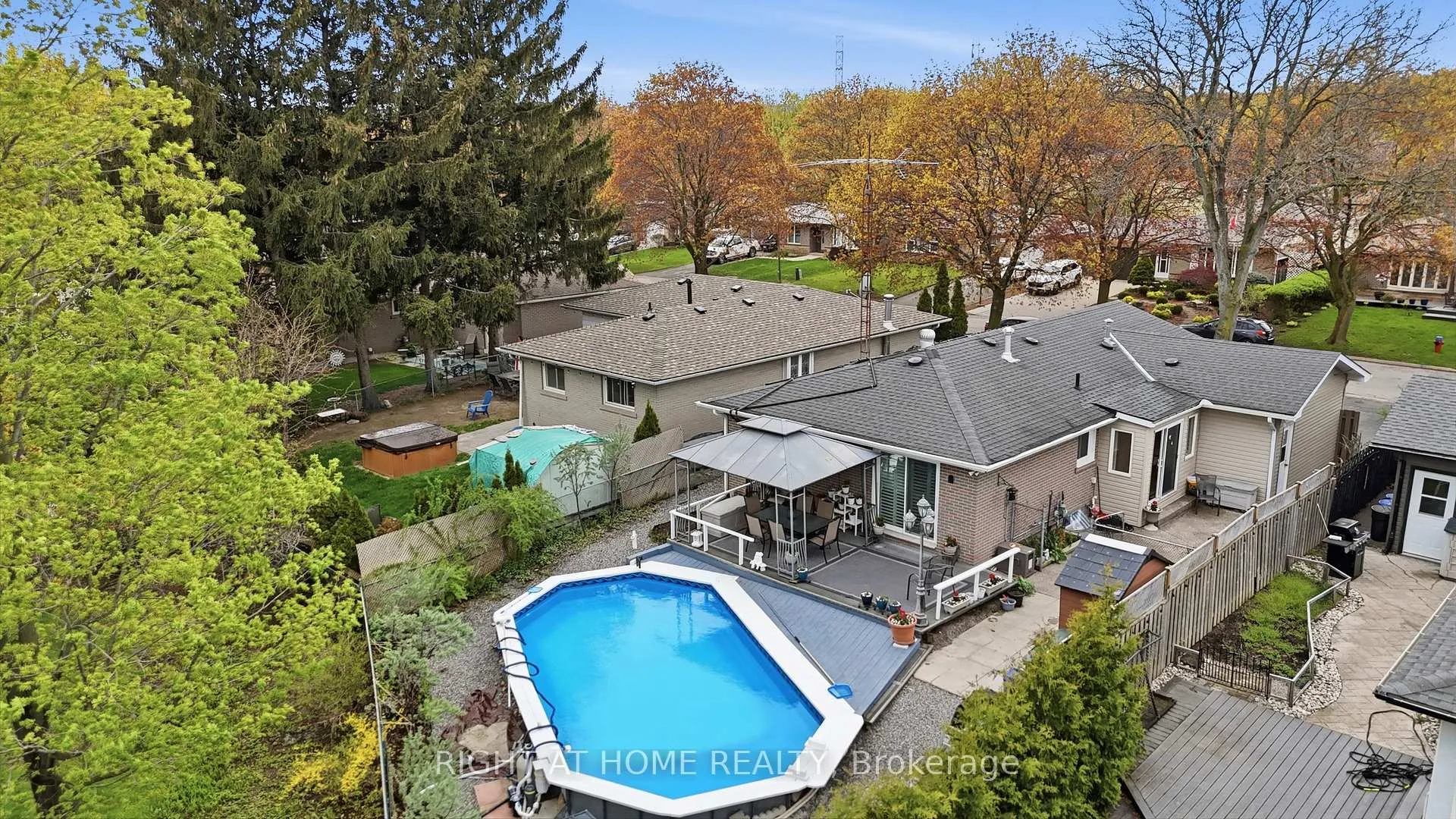 Photo 42 of 1467 Dewbourne Crescent, Burlington, Palmer — HOMEH