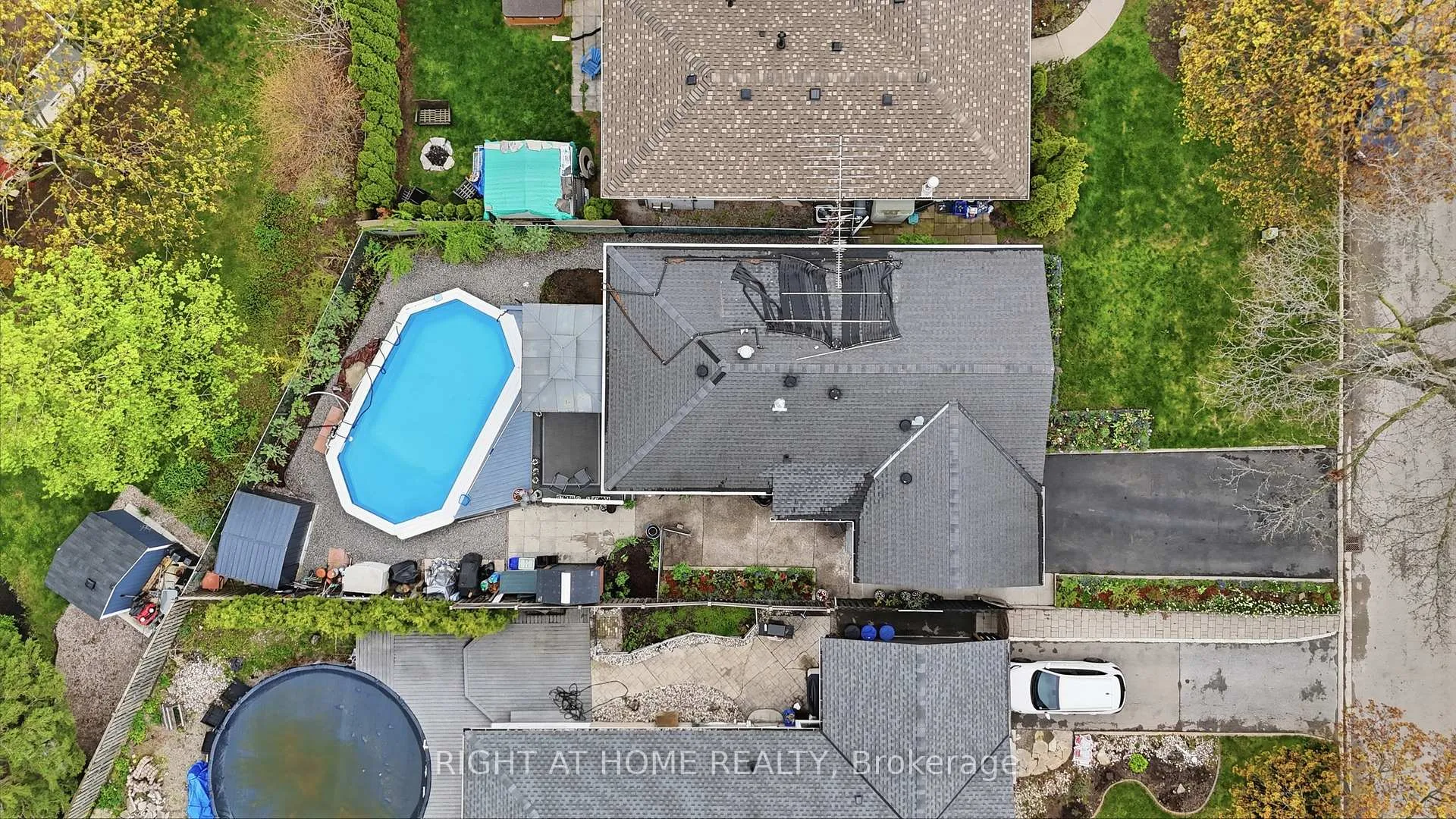 Photo 44 of 1467 Dewbourne Crescent, Burlington, Palmer — HOMEH