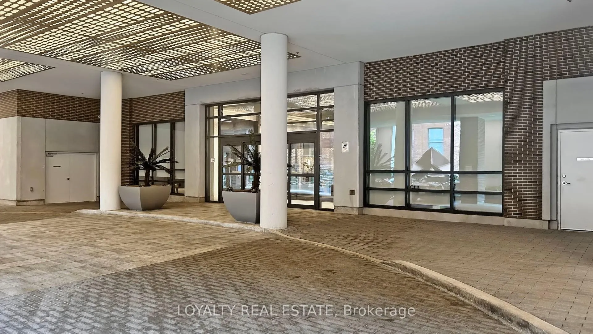 Photo 7 of Unit 1221, 460 Adelaide Street E, Toronto, Moss Park — HOMEH