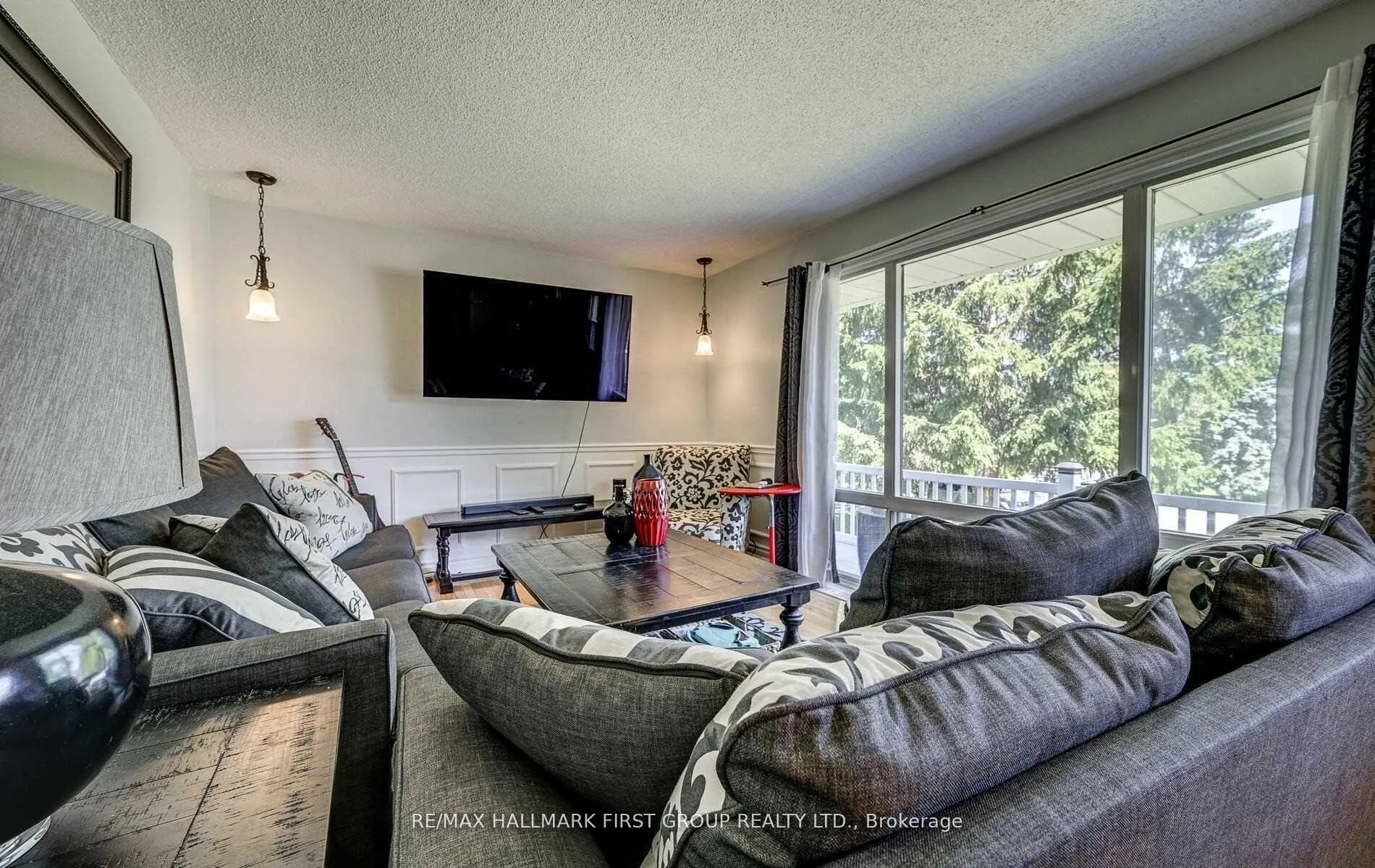 Photo 18 of 311 Frederick Street, Whitby, Blue Grass Meadows — HOMEH