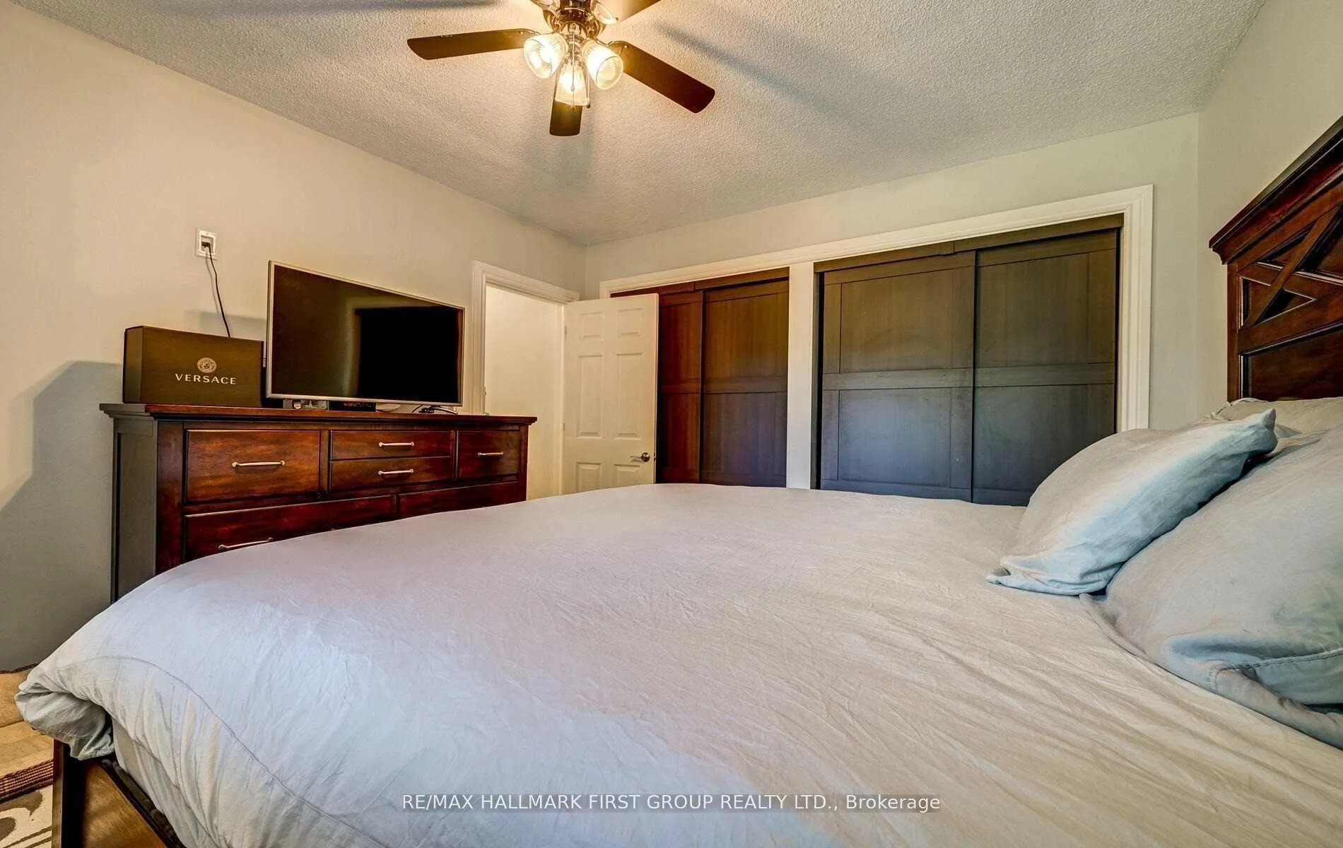 Photo 23 of 311 Frederick Street, Whitby, Blue Grass Meadows — HOMEH