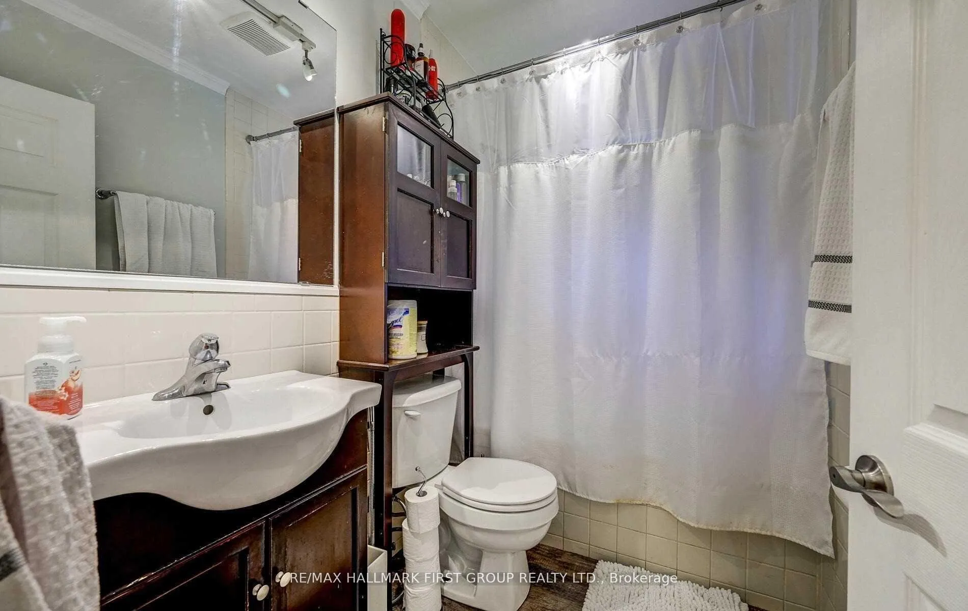 Photo 28 of 311 Frederick Street, Whitby, Blue Grass Meadows — HOMEH