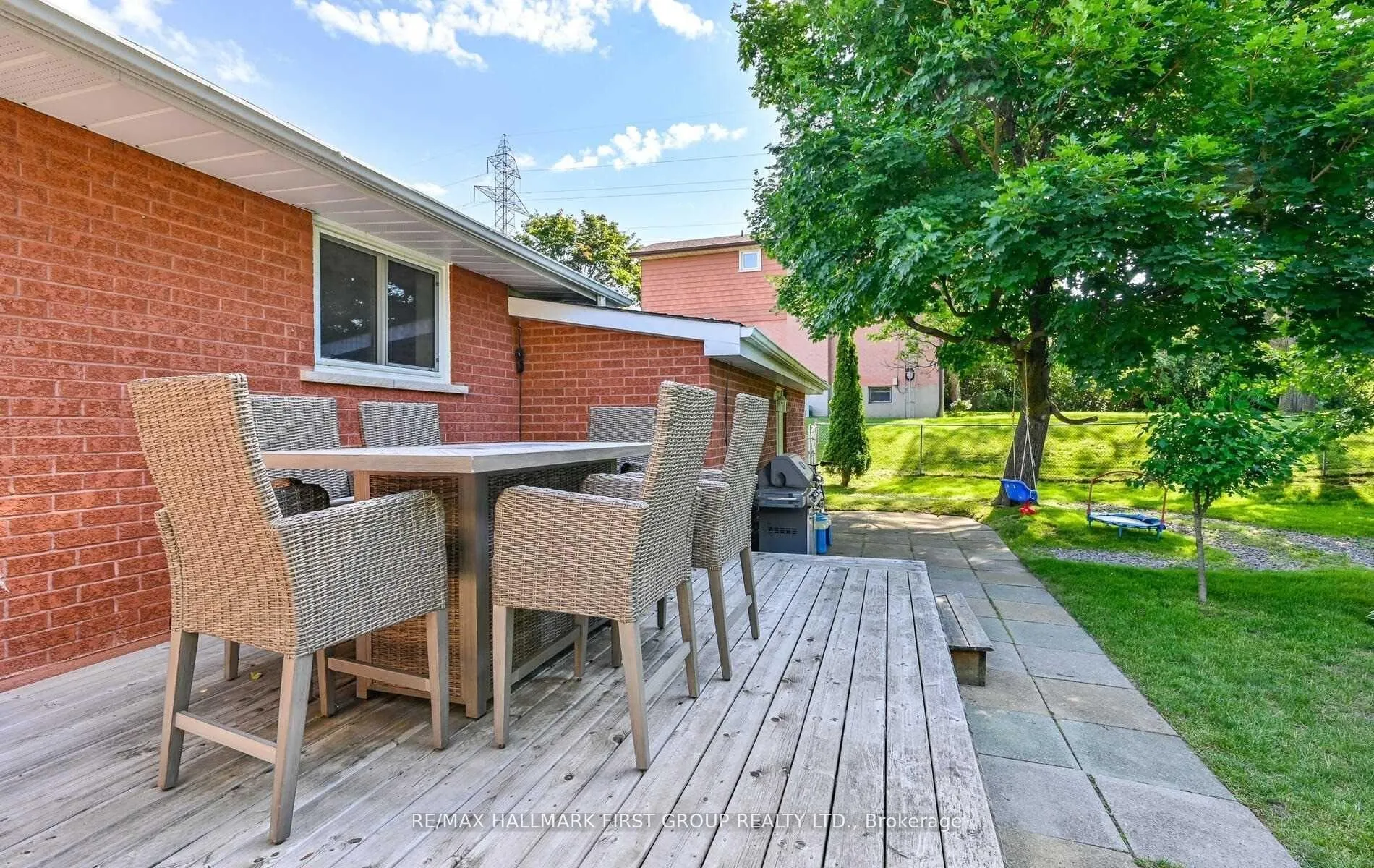 Photo 34 of 311 Frederick Street, Whitby, Blue Grass Meadows — HOMEH