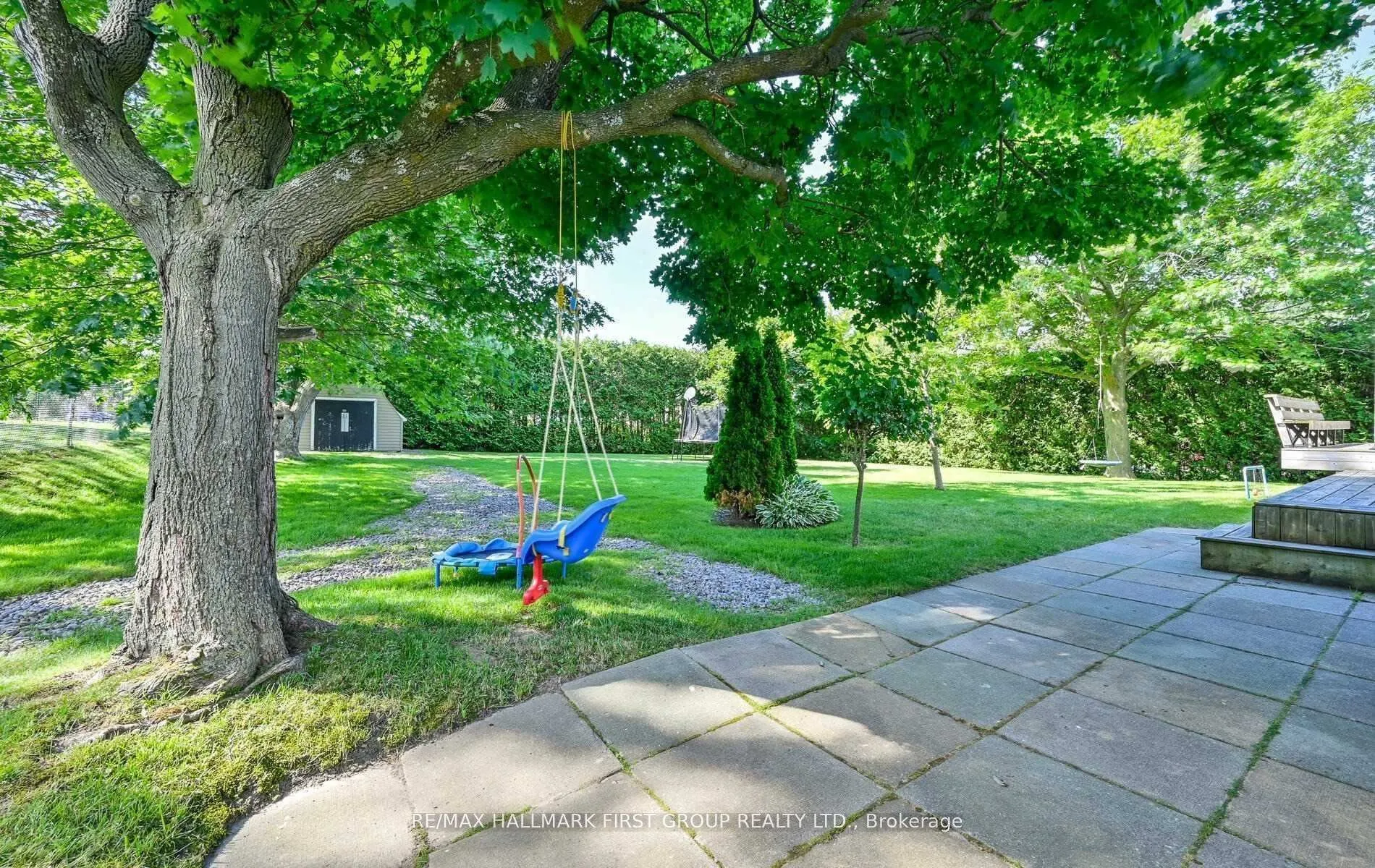 Photo 35 of 311 Frederick Street, Whitby, Blue Grass Meadows — HOMEH