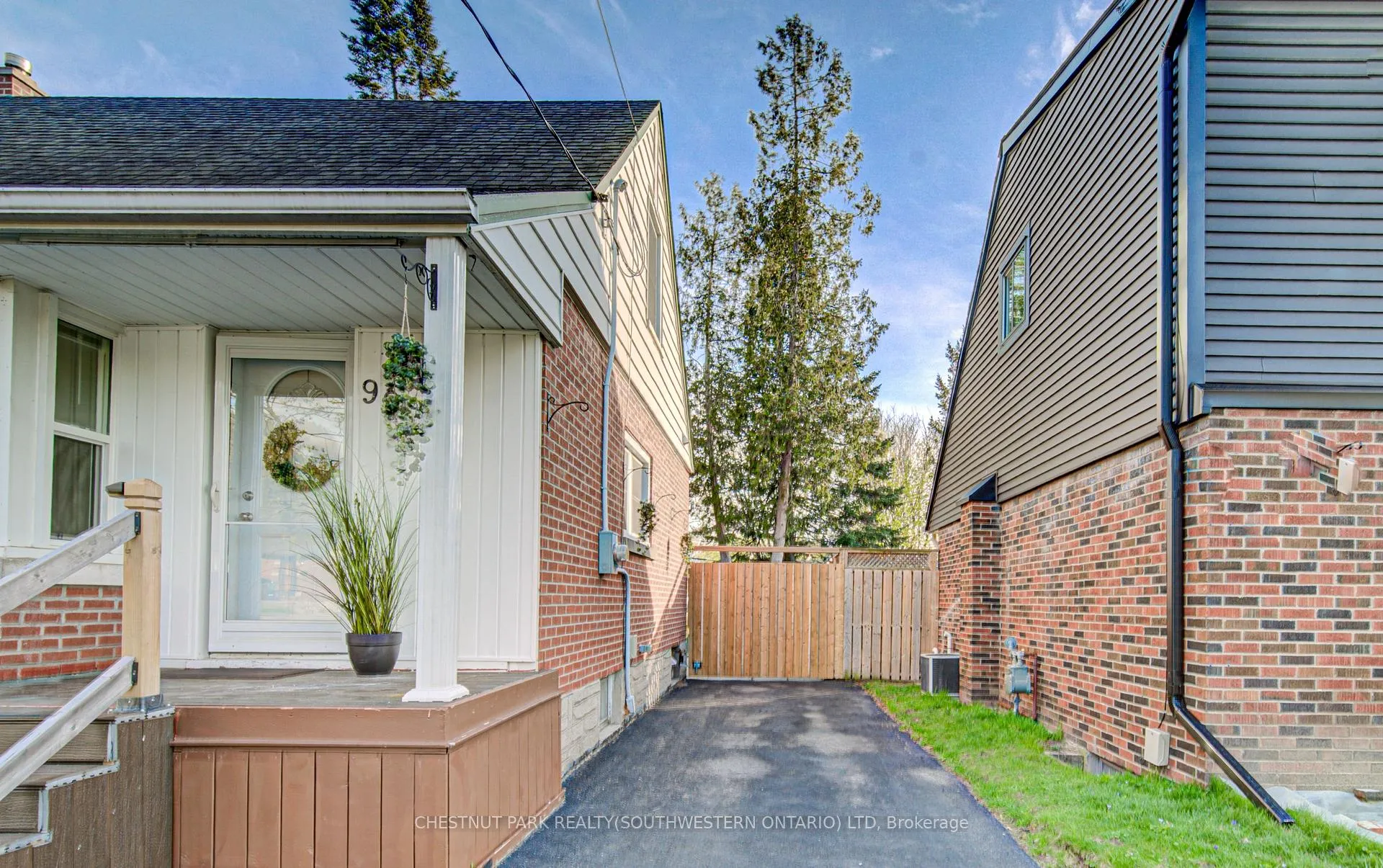 Photo 5 of 99 Belmont Avenue W, Kitchener — HOMEH