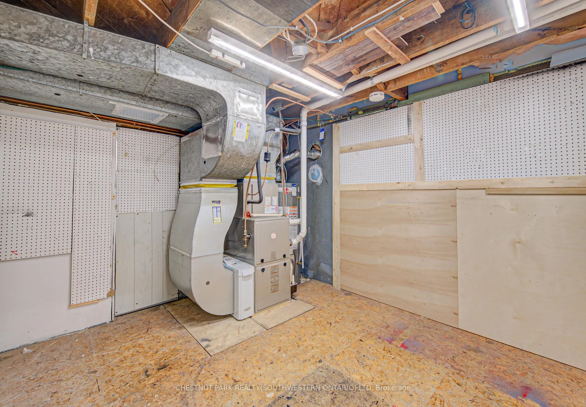Photo 30 of 99 Belmont Avenue W, Kitchener — HOMEH