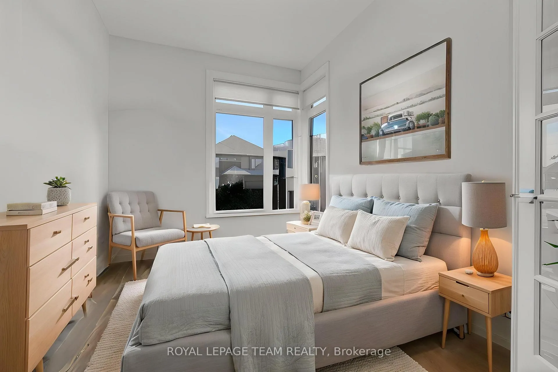 Photo 5 of 949 Atrium Ridge, Ottawa, Riverside South/Gloucester Glen — HOMEH