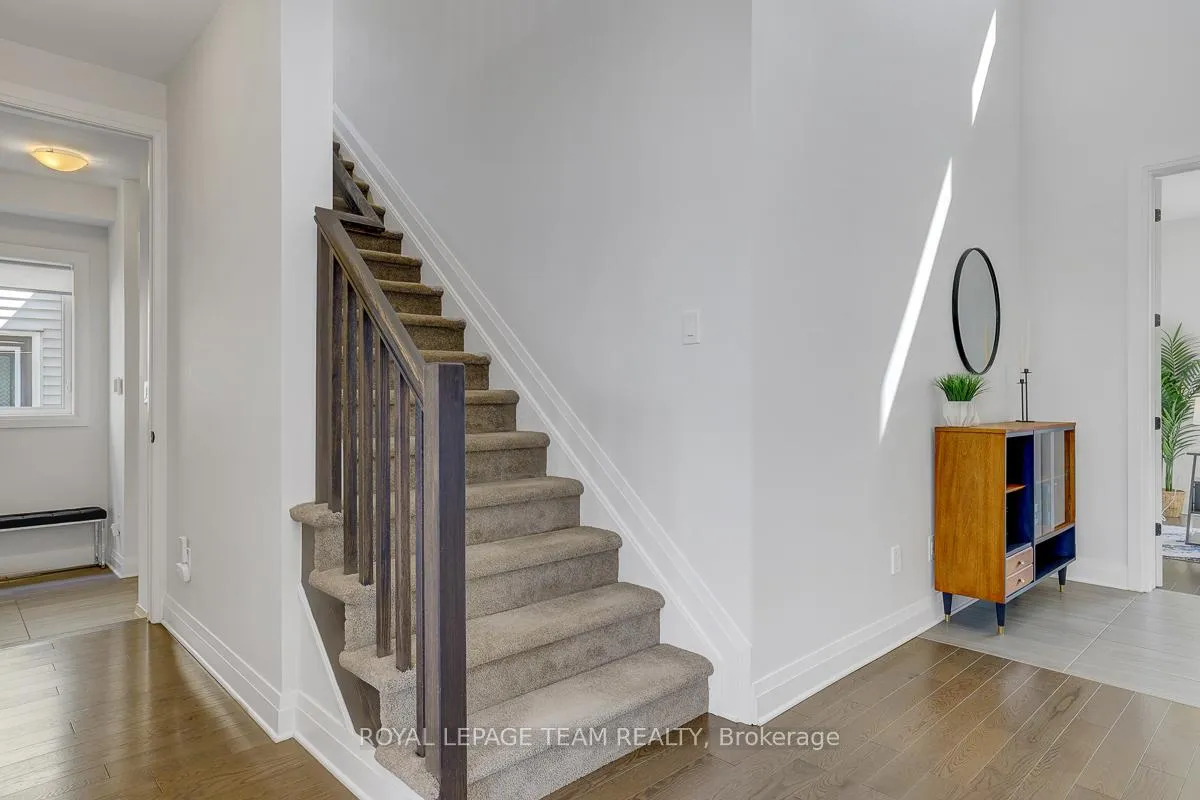 Photo 23 of 949 Atrium Ridge, Ottawa, Riverside South/Gloucester Glen — HOMEH