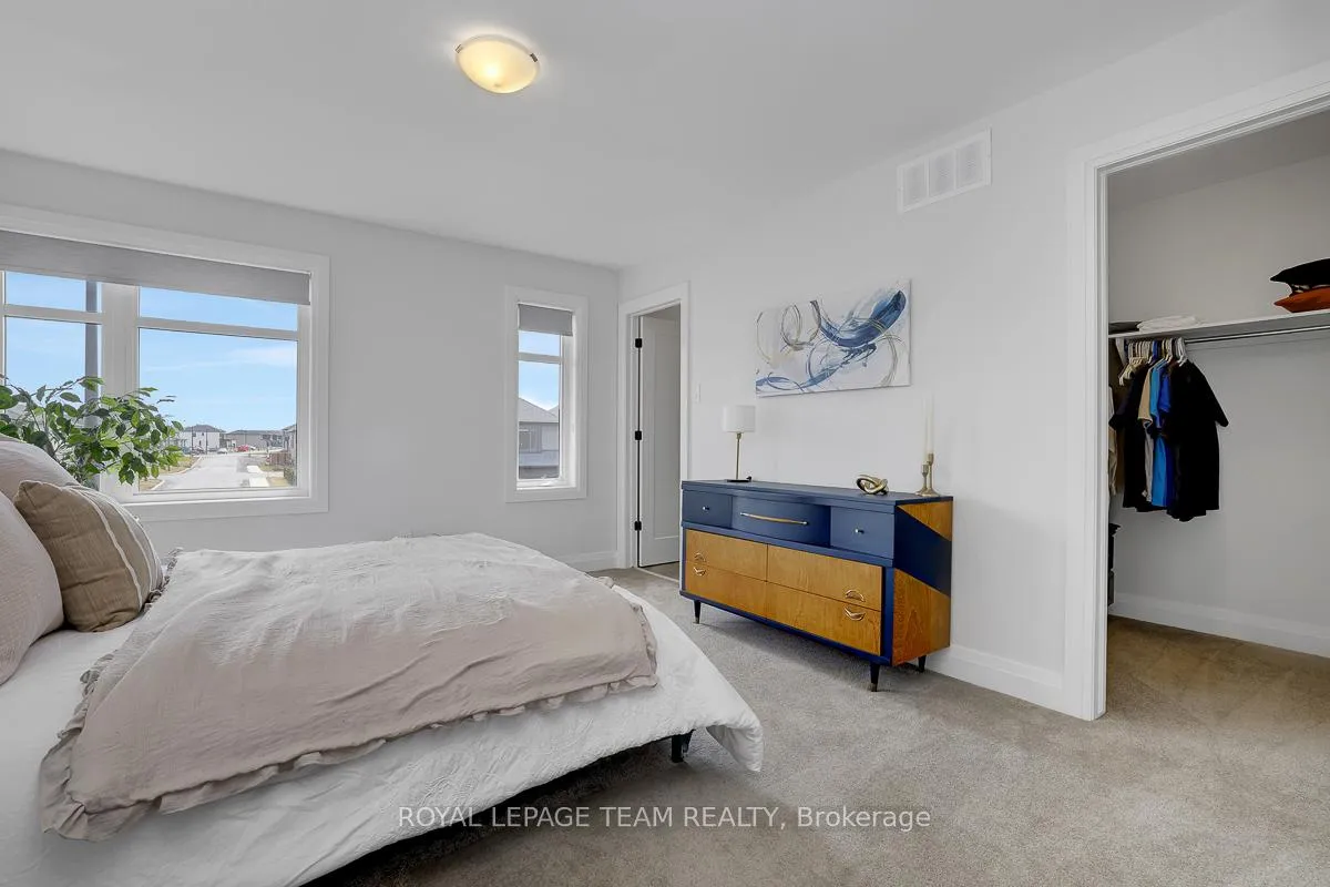 Photo 32 of 949 Atrium Ridge, Ottawa, Riverside South/Gloucester Glen — HOMEH