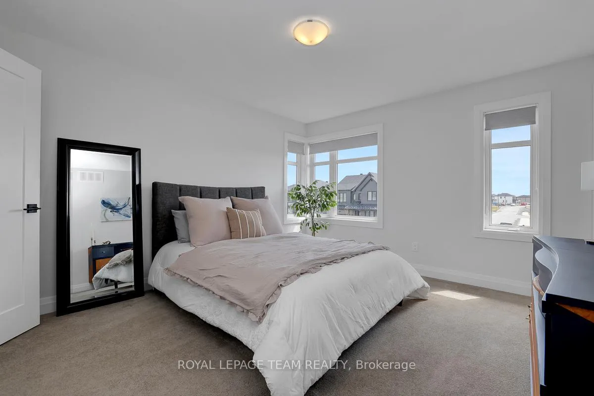 Photo 33 of 949 Atrium Ridge, Ottawa, Riverside South/Gloucester Glen — HOMEH