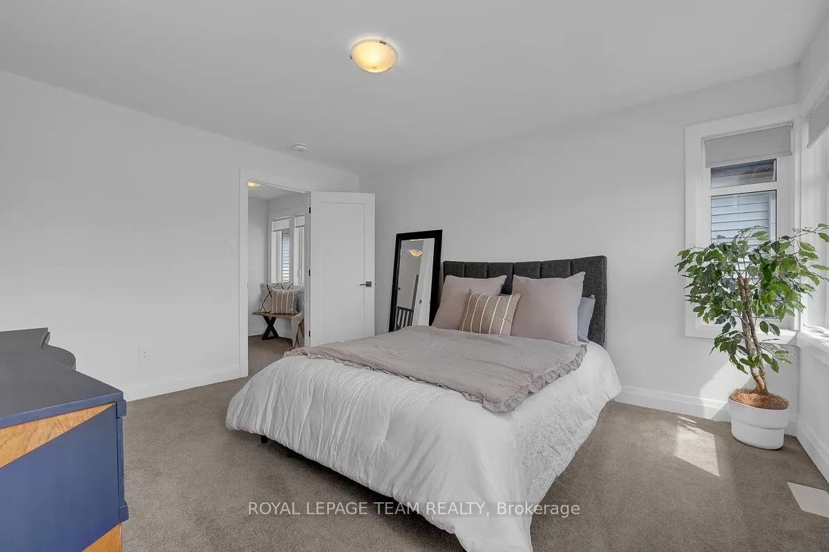 Photo 34 of 949 Atrium Ridge, Ottawa, Riverside South/Gloucester Glen — HOMEH