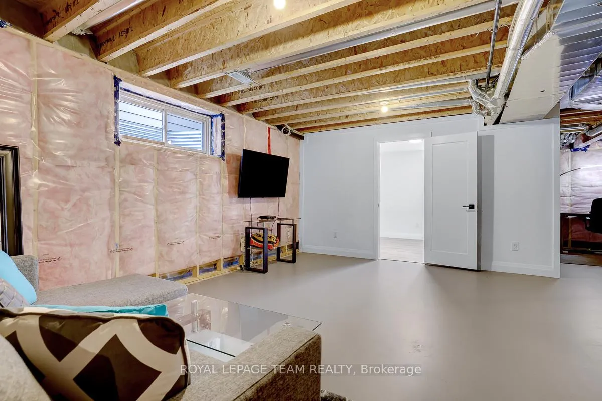 Photo 41 of 949 Atrium Ridge, Ottawa, Riverside South/Gloucester Glen — HOMEH