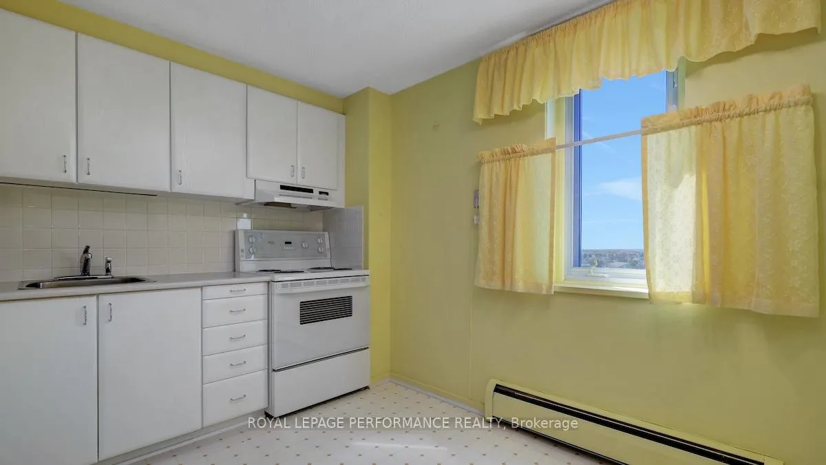 Photo 17 of Unit 903, 915 Elmsmere Road, Ottawa, Beacon Hill South — HOMEH