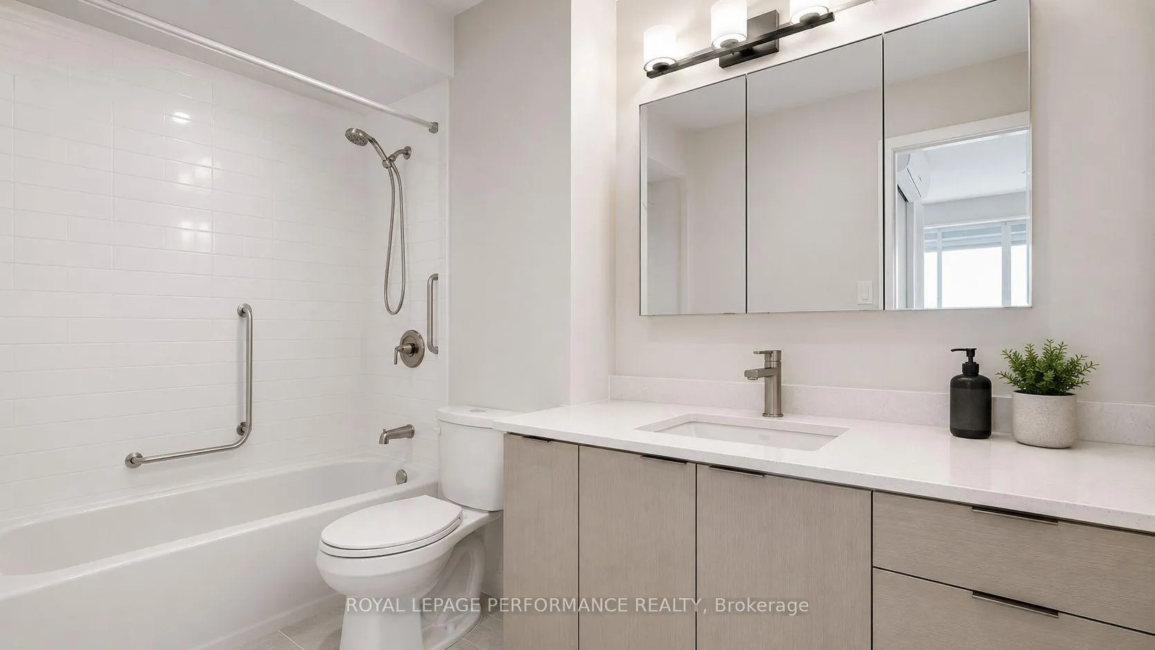 Photo 23 of Unit 903, 915 Elmsmere Road, Ottawa, Beacon Hill South — HOMEH
