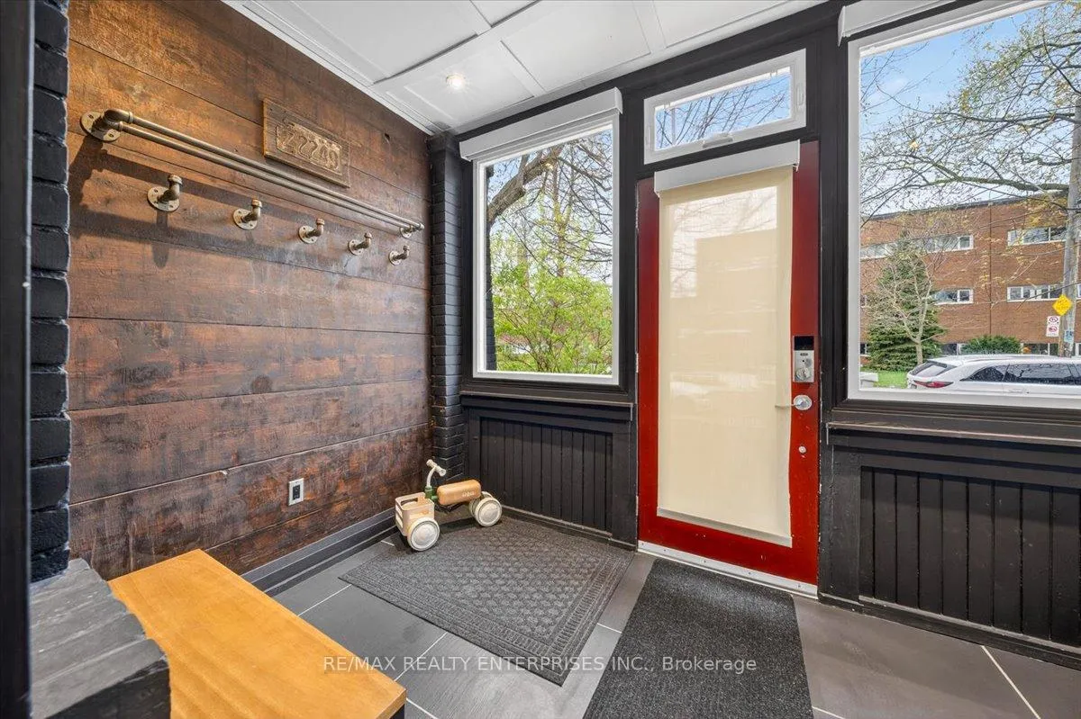 Photo 3 of 237A Leslie Street, Toronto, South Riverdale — HOMEH